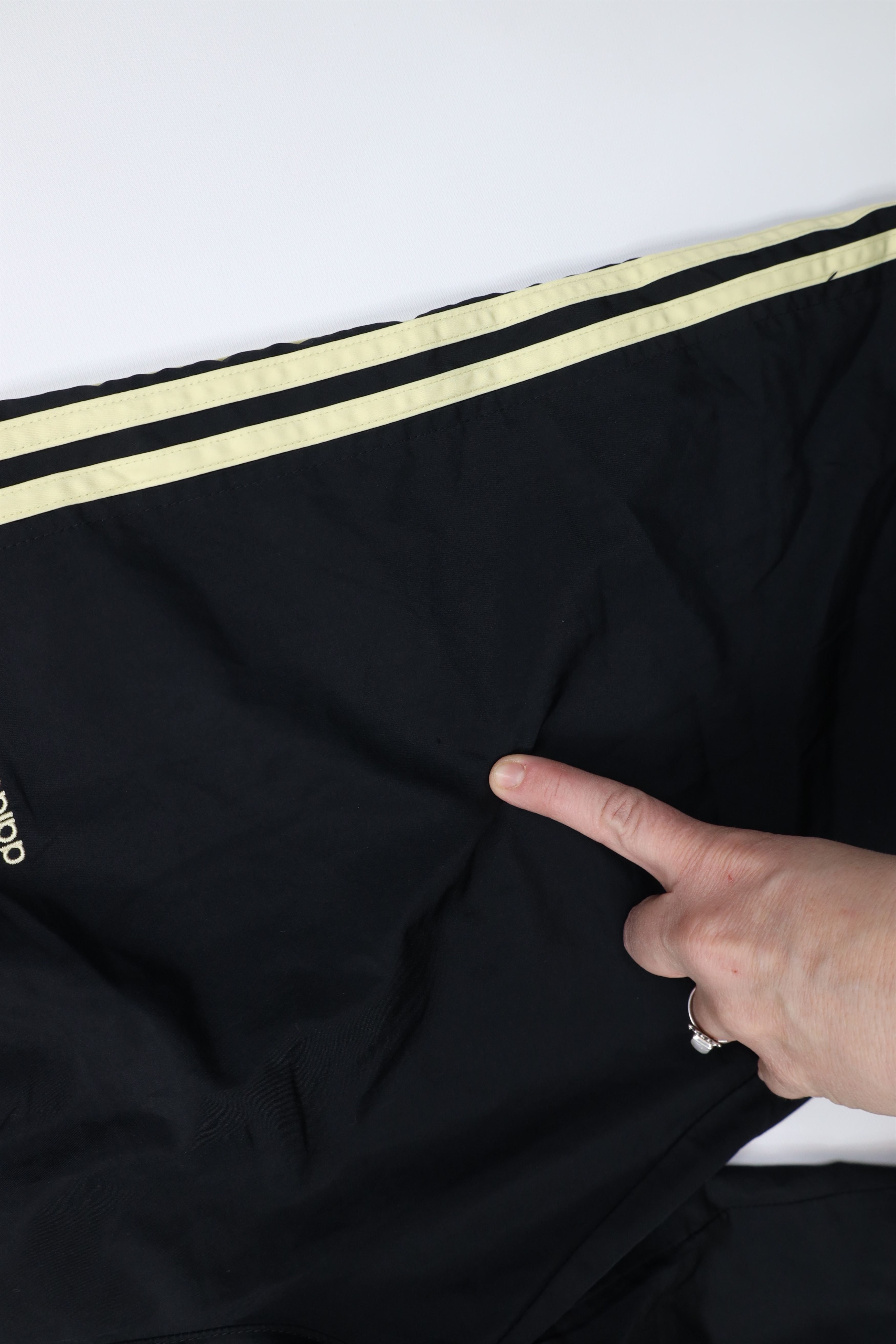 Adidas Vintage Y2K Adidas Striped Lined Wide Leg Windbreaker Pants Size 30" / US 8 / IT 44 - 9 Thumbnail