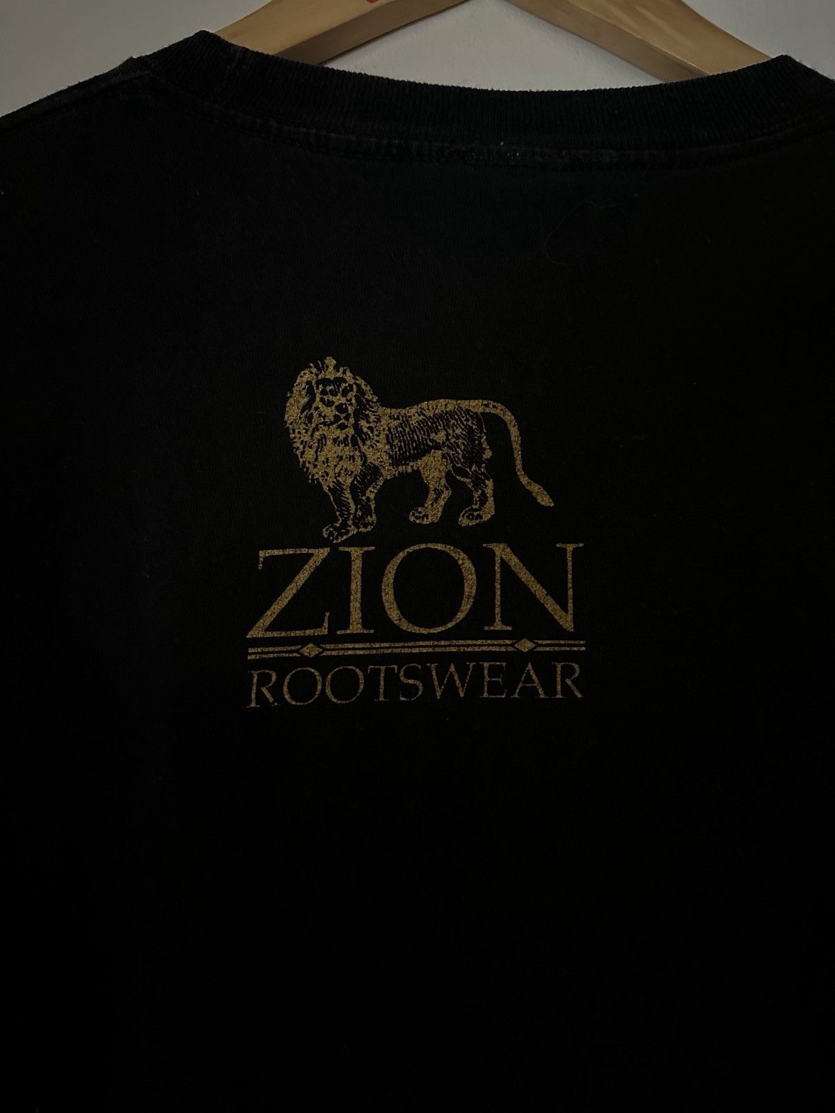 Zion Rootswear Bob Marley x Zion Rootswear ©2005 Size US L / EU 52-54 / 3 - 7 Thumbnail