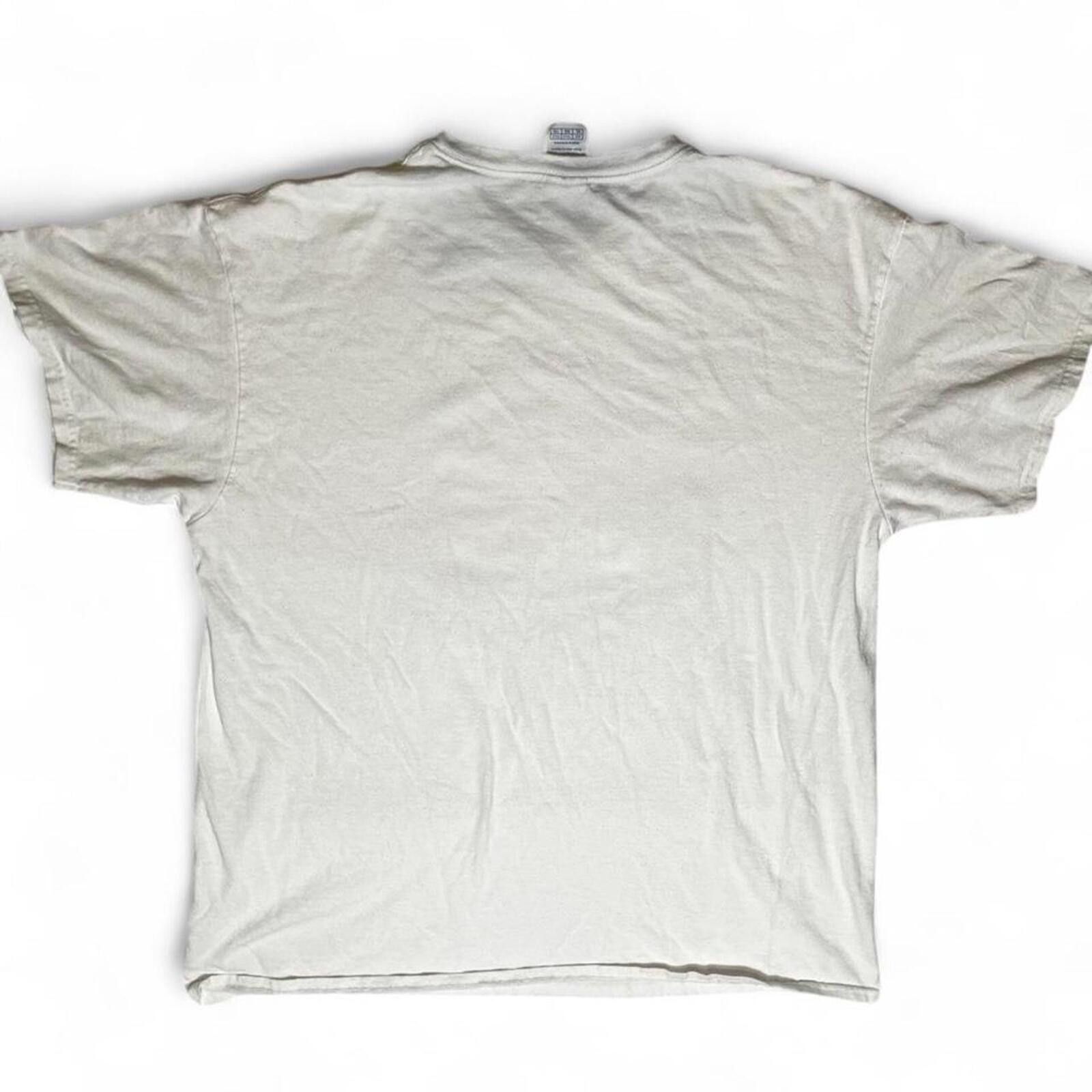 Gildan Vintage Patriotic Farmer and Veteran Graphic T-Shirt White Size US XL / EU 56 / 4 - 5 Thumbnail
