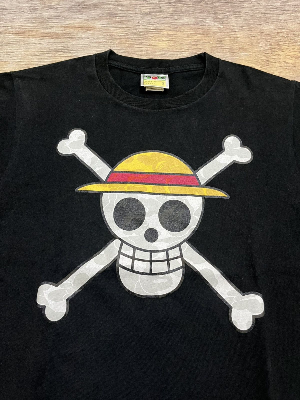 Bape × One Piece SS12 Bape One Piece Jolly Roger Flag Straw Hat Crew Anime OP Size US S / EU 44-46 / 1 - 2 Thumbnail