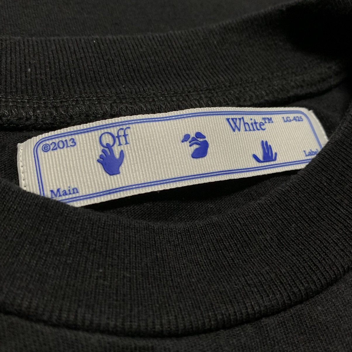 Off-White Off White Small Tee Caravaggio Arrows Black T-Shirt Virgil Size US S / EU 44-46 / 1 - 6 Thumbnail