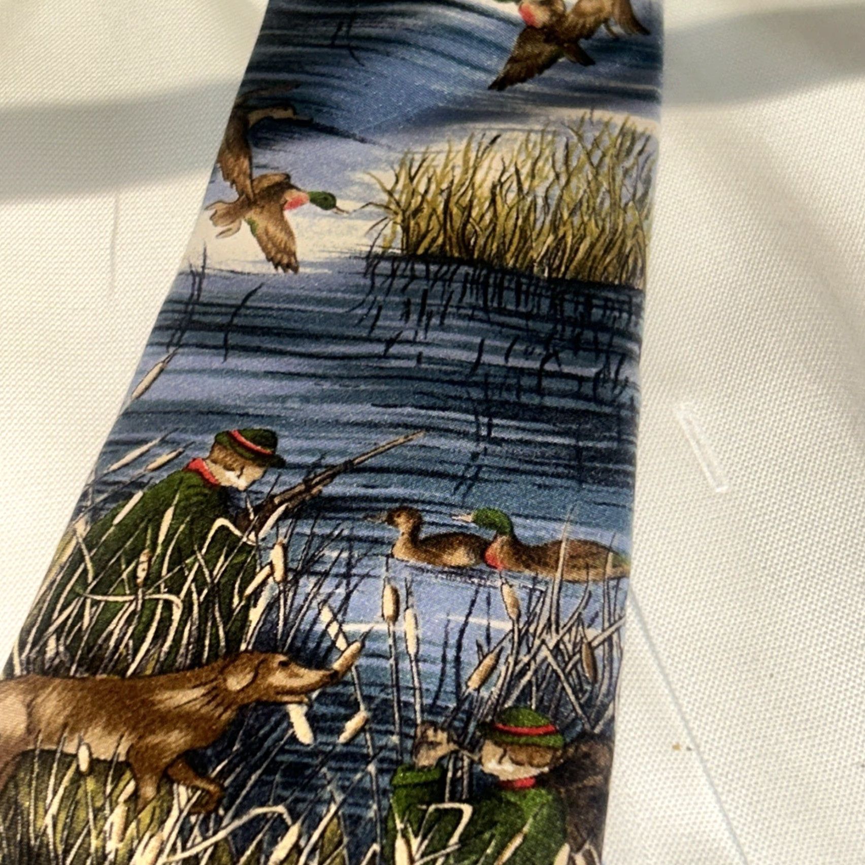 Lands' End Lands' End Silk Necktie Ducks Hunting Scene Hand Sewn Made In USA Men's Tie Blue 57"-60" Silk Woven Hunter Duck Handmade Tie Mens Size ONE SIZE - 7 Thumbnail