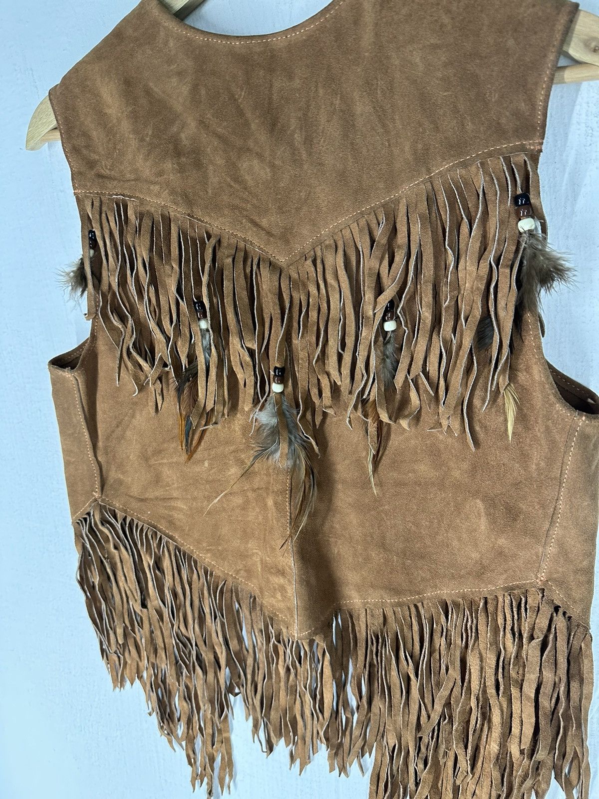 Japanese Brand Vintage Autumn Winter Faux Suede Ethnic Sleeveless Vest Size US S / EU 44-46 / 1 - 7 Thumbnail