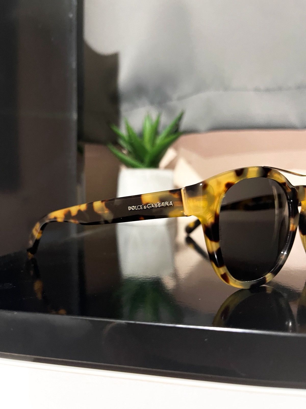 Dolce & Gabbana Habana Aviator Sunglasses DG4274 512/87