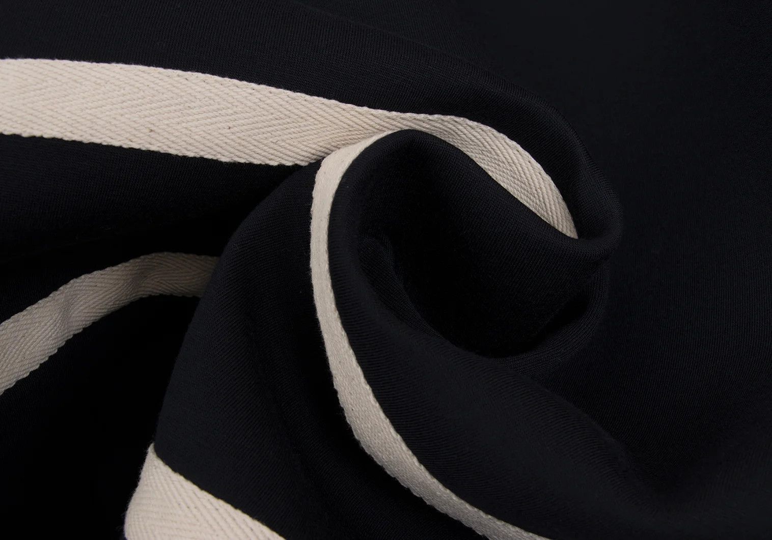 Emporio Armani Bonded Rayon Taping Line Logo Hoodie Navy M Size US M / EU 48-50 / 2 - 13 Thumbnail