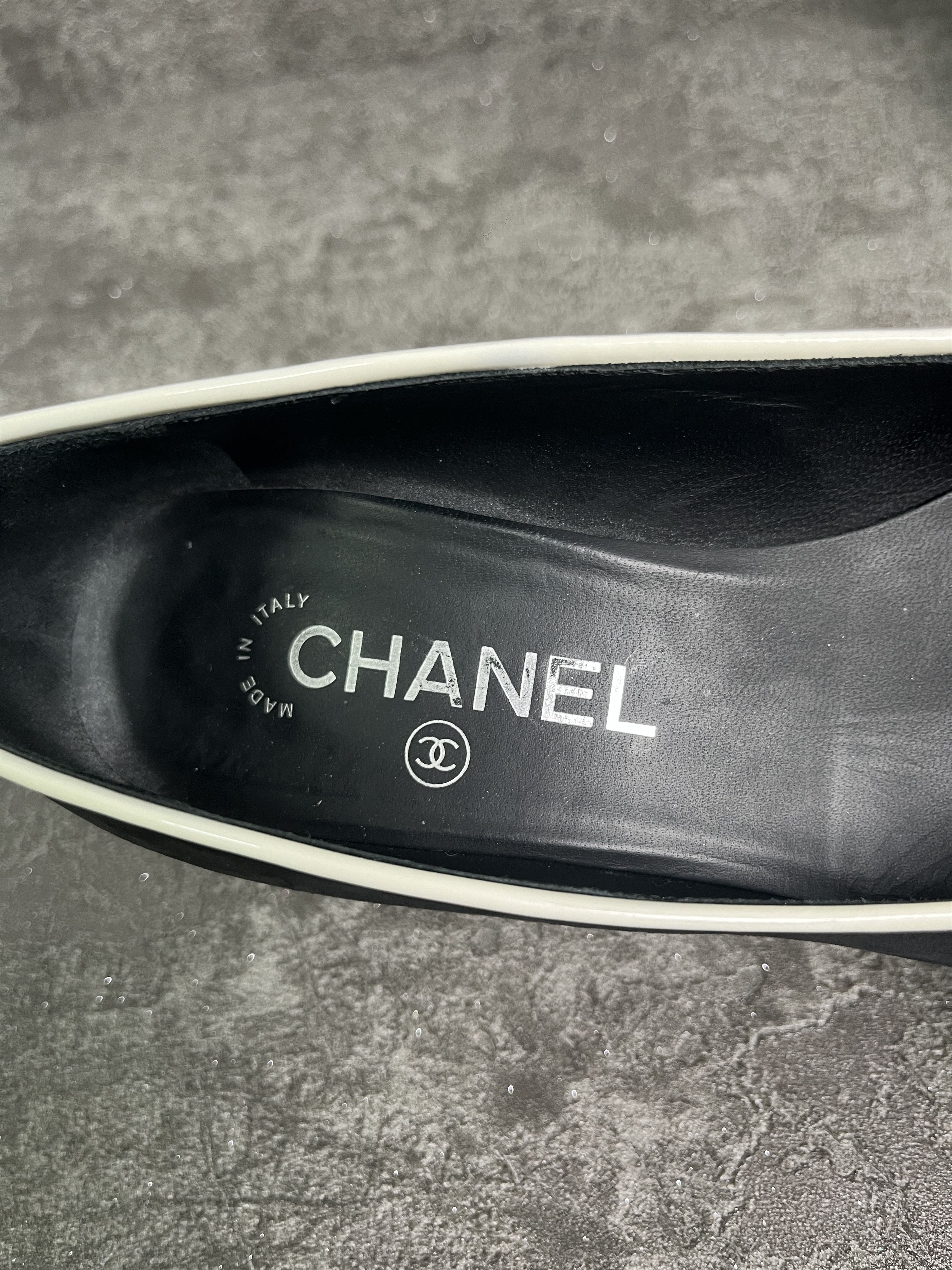 Chanel Chanel Black Suede Shoes With White Patent Cap Toe Size US 6 / IT 36 - 5 Thumbnail