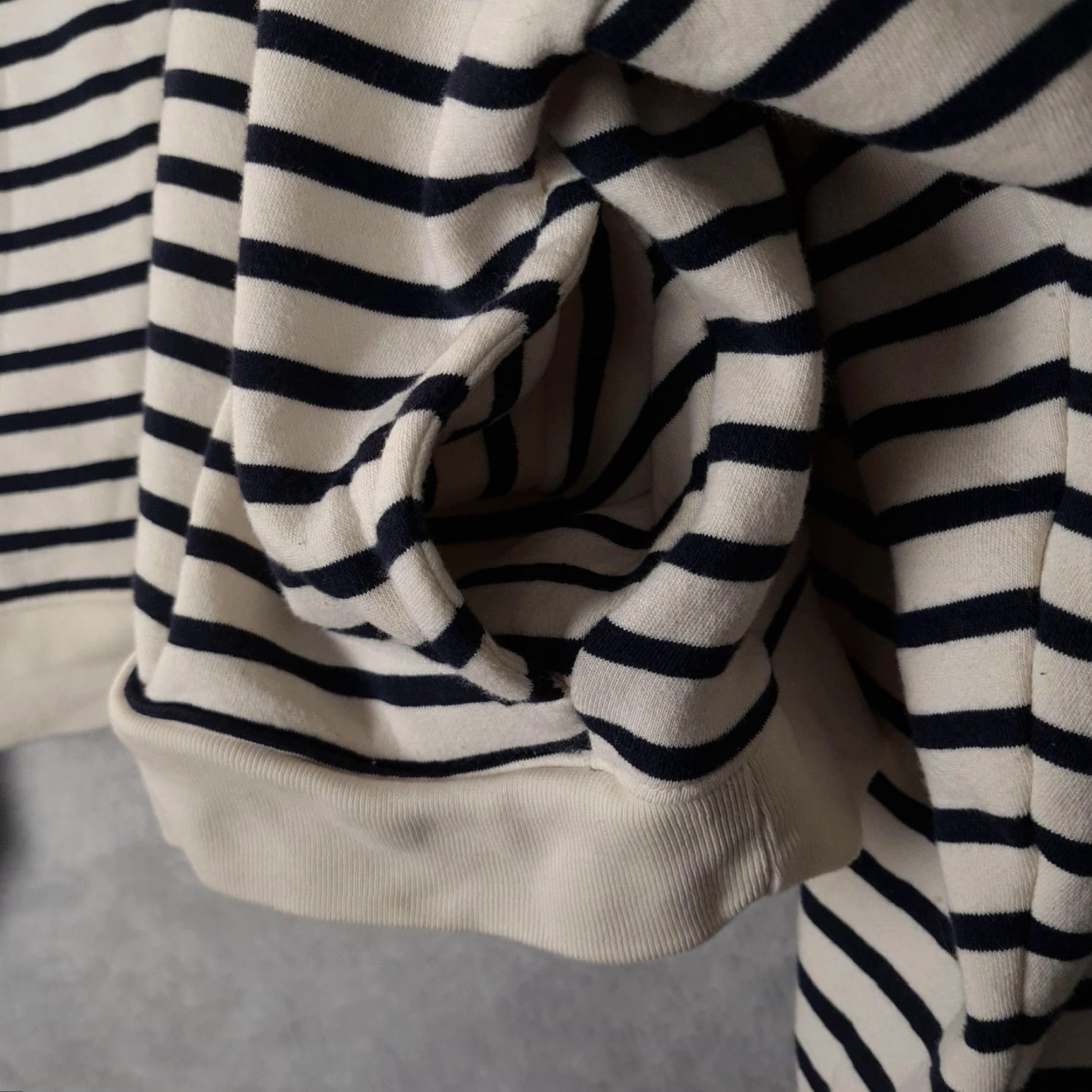 Gap Gap Hoodie Womens XXL White Navy Stripe Full Zip Fleece Heavyweight Cropped Soft Size XXL / US 16-18 / IT 52-54 - 7 Thumbnail