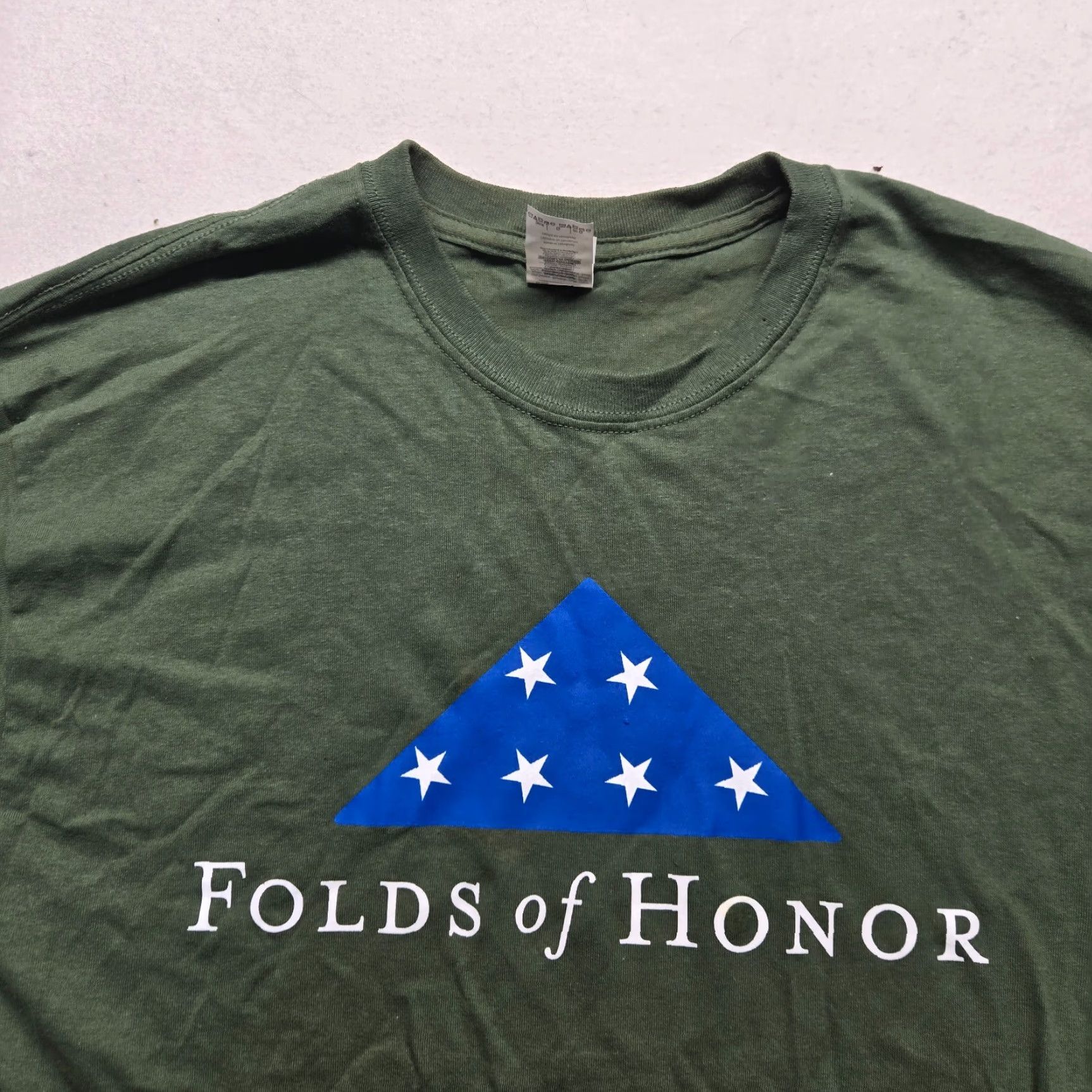 Gildan Texas Roadhouse Folds Of Honor Employee Green Tee Shirt Short Sleeve L Large Unisex Adults Cotton Gildan T-Shirt Embroidered Regular Size US L / EU 52-54 / 3 - 3 Thumbnail