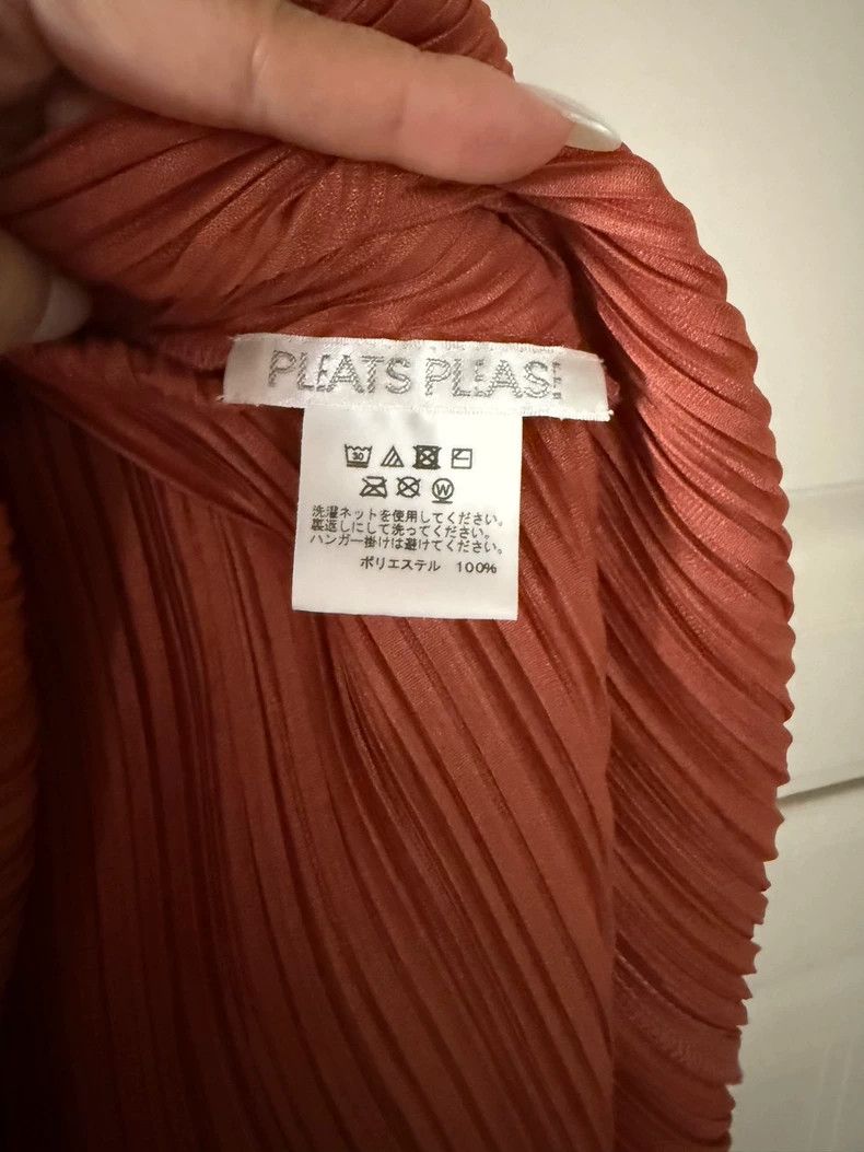 Issey Miyake Issey Miyake size:2 Orange-red pleated dress Size S / US 4 / IT 40 - 2 Thumbnail