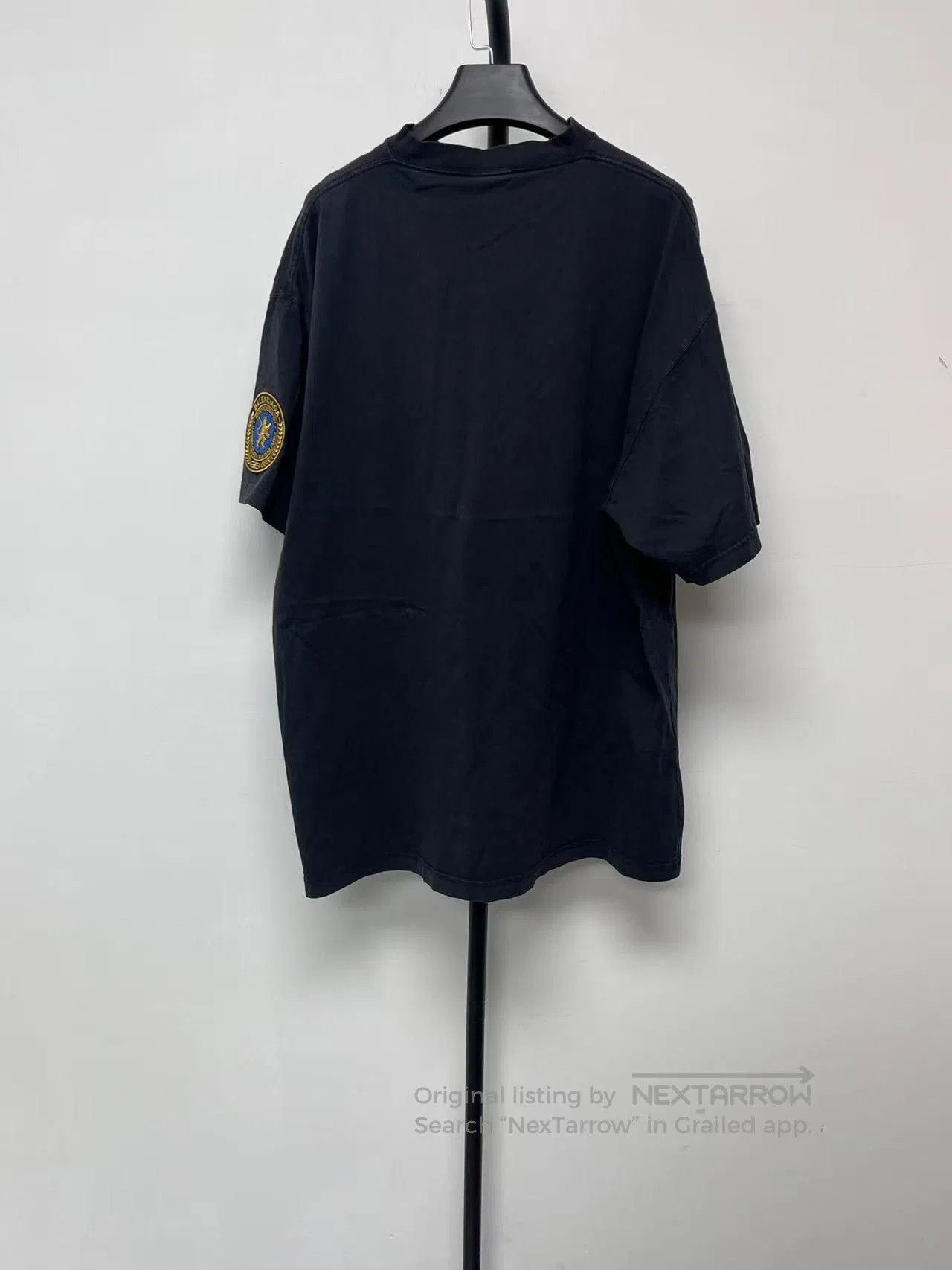 Balenciaga Balenciaga Faded Fleece Short-Sleeve T-Shirt. Size US M / EU 48-50 / 2 - 2 Thumbnail