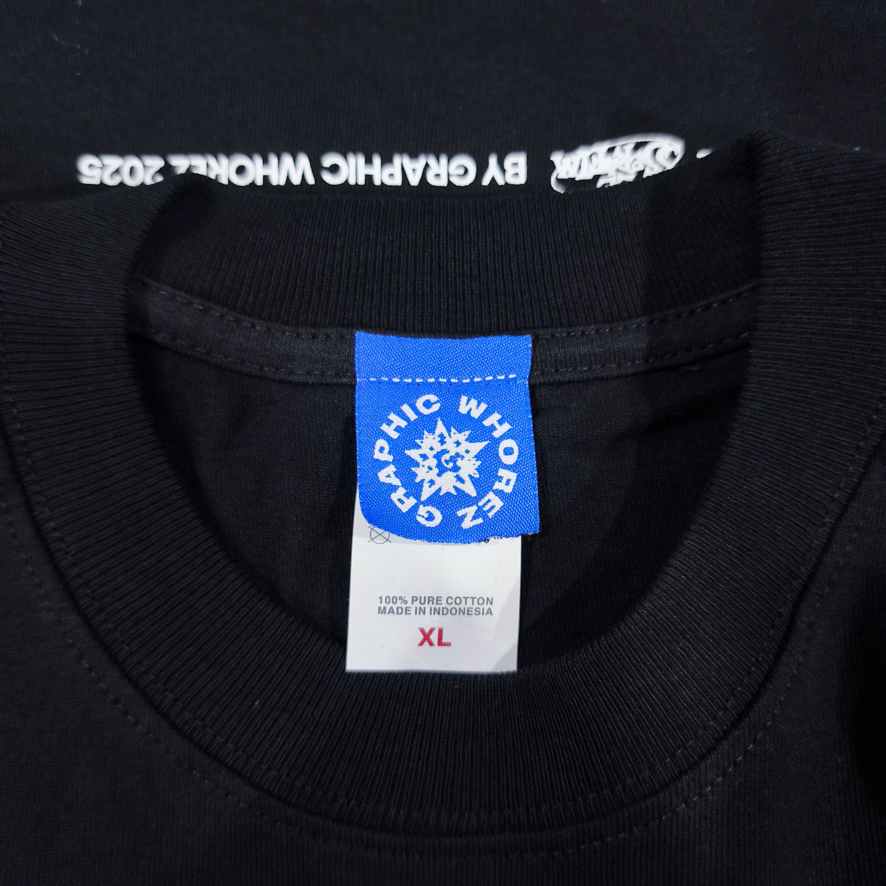 Rap Tees Le Sserafim Pressure V2 T-shirt Size US XL / EU 56 / 4 - 12 Thumbnail
