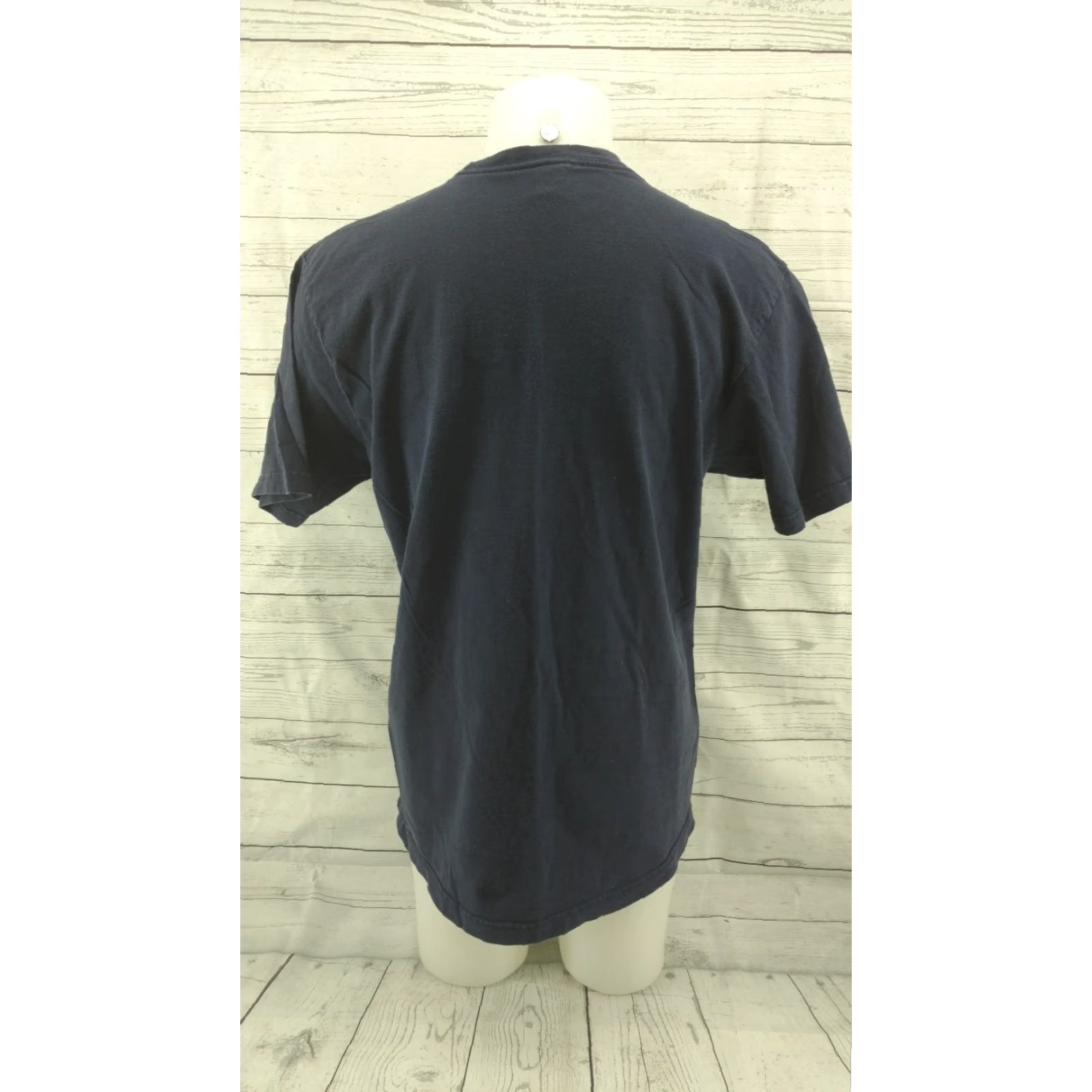 Tommy Hilfiger VINTAGE Tommy Hilfiger Jeans Mini-Logo Navy Blue Size Large T-Shirt Mens Size US 33 - 4 Thumbnail