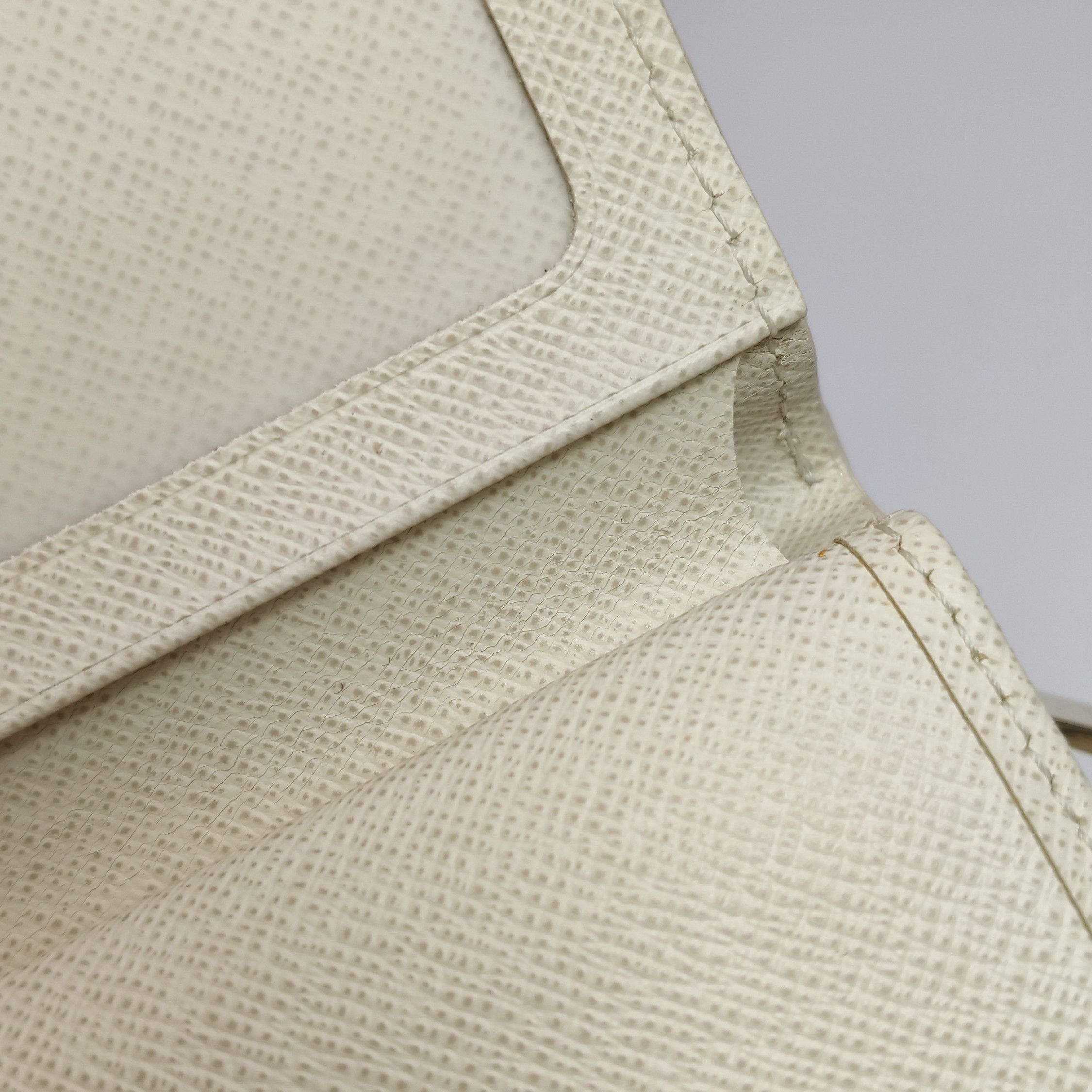 Louis Vuitton Louis Vuitton (LV) Joey vegetable tanned leather checkerboa Size ONE SIZE - 8 Thumbnail