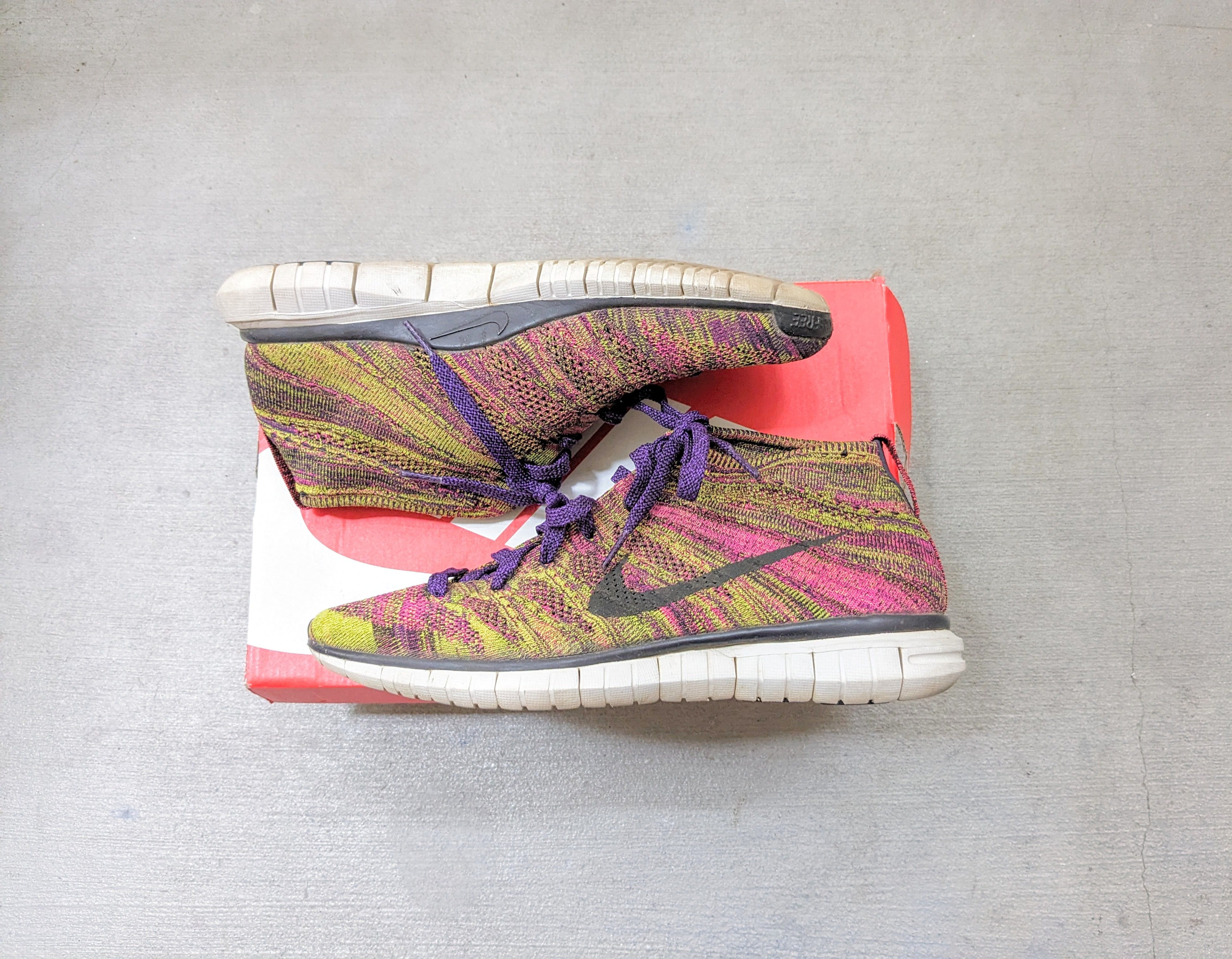 Nike Nike Free Flyknit Chukka 9.5 Purple Fireberry 639700-501 Size US 12 / EU 45 - 1 Thumbnail