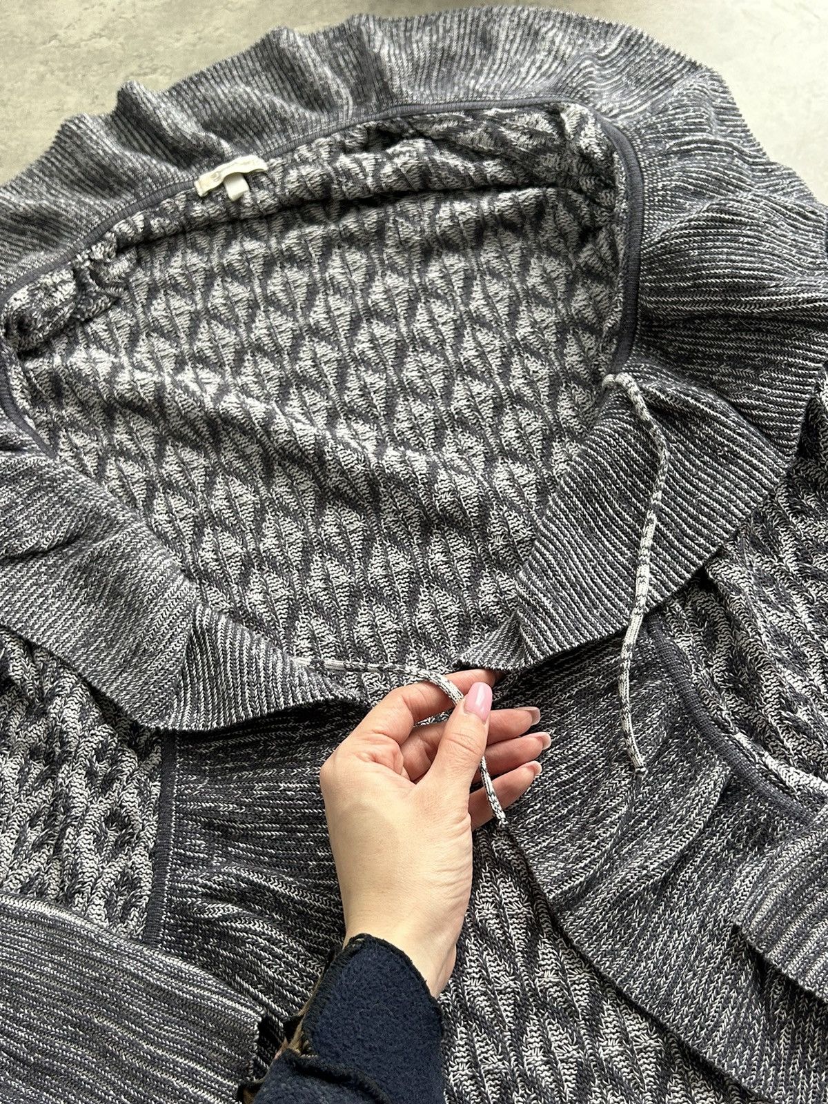 Japanese Brand × Vintage Vintage Grey Y2K Ruffle Knit Cardigan Office 00s Size M / US 6-8 / IT 42-44 - 11 Thumbnail