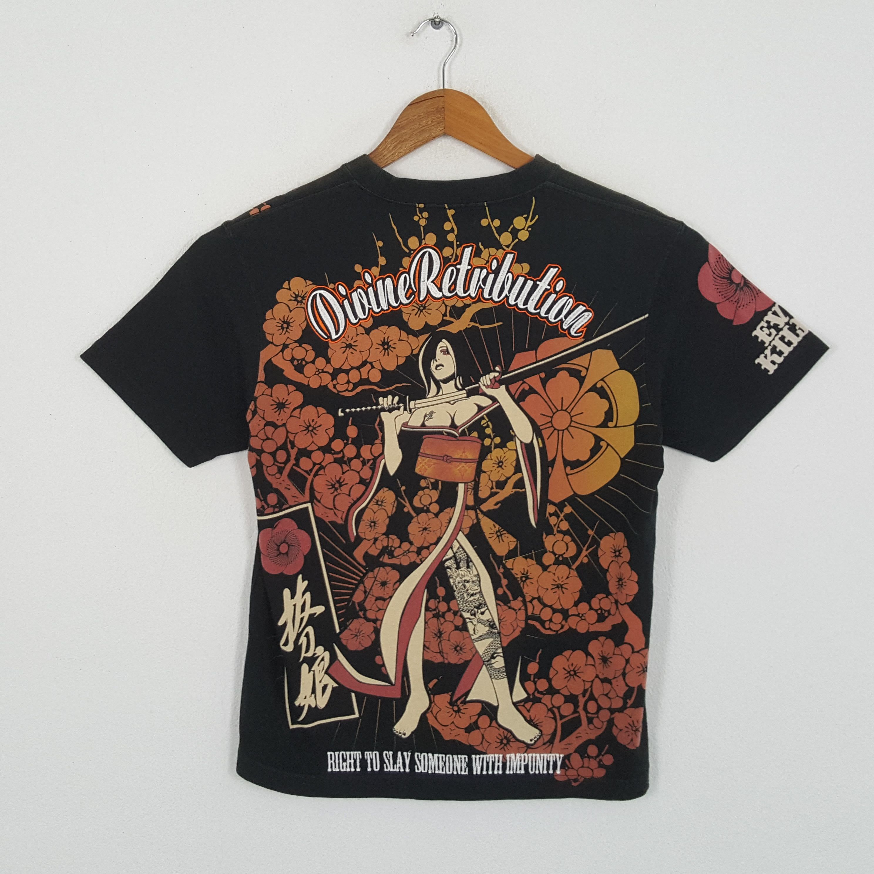Japanese Brand × Vintage Vintage KARAKURI TAMASHI Japanese Brand Design T-Shirts Size US M / EU 48-50 / 2 - 1 Thumbnail