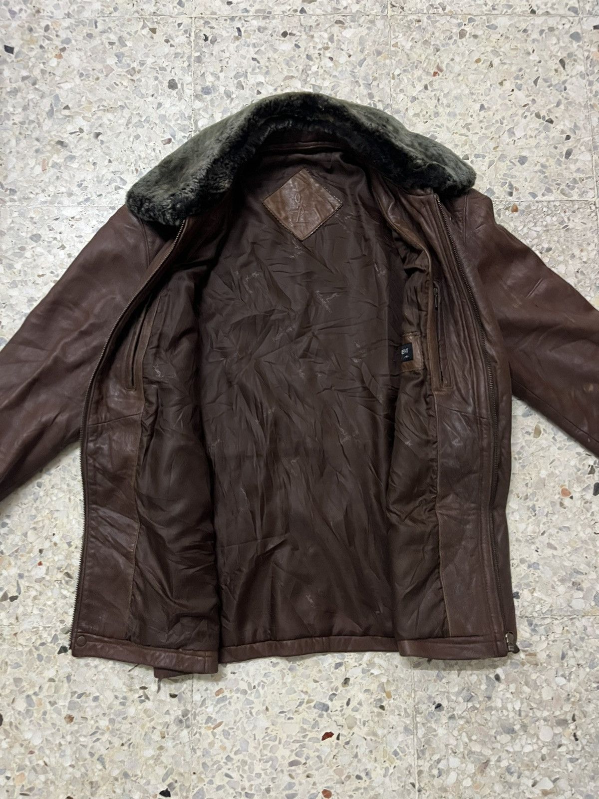 Yves Saint Laurent VTG Yves Saint Laurent Pour Homme Fur Collar Leather Jacket Size US L / EU 52-54 / 3 - 14 Thumbnail