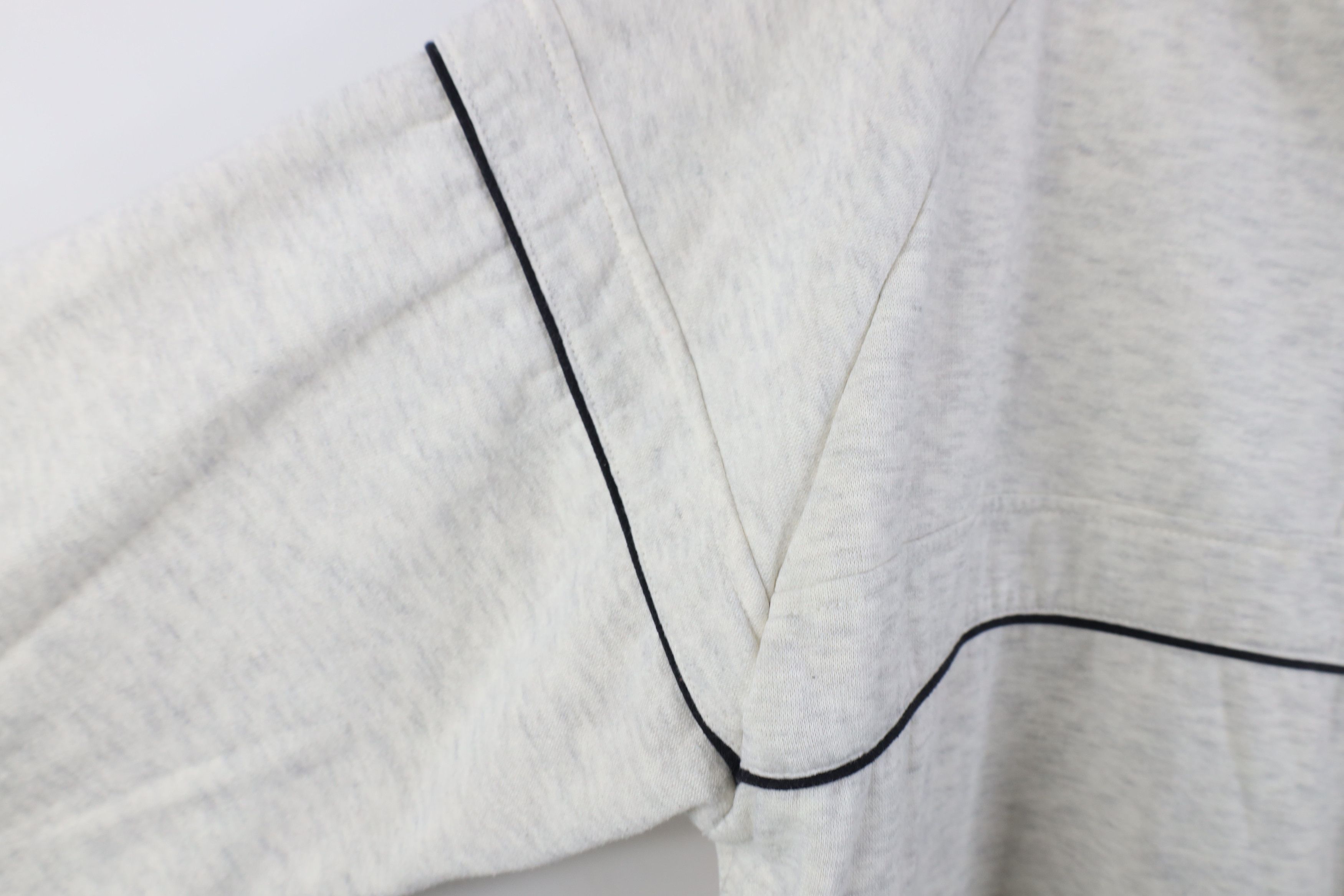 Vintage Vintage 90s Streetwear Henley Pullover Sweatshirt Gray Size US L / EU 52-54 / 3 - 8 Thumbnail