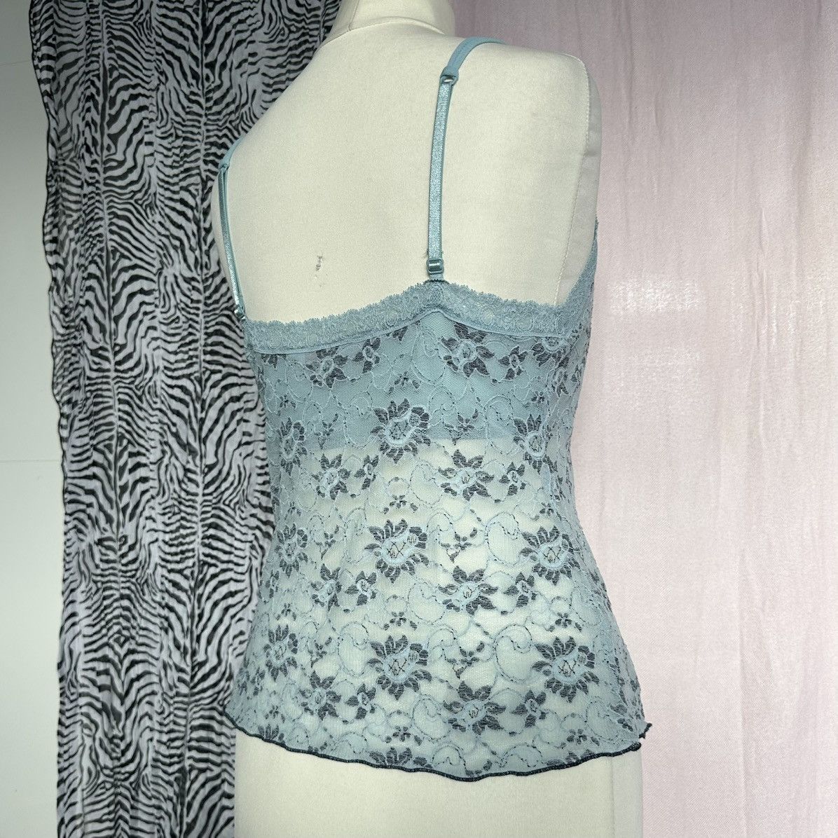 Victoria's Secret Vintage Victoria’s Secret light blue mint lace mesh cami S Size S / US 4 / IT 40 - 5 Thumbnail