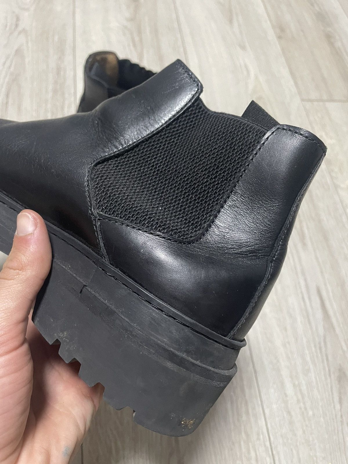 A.P.C. APC Leather Chelsea Black Classic Boot 27.5 cm Size US 10 / EU 43 - 12 Thumbnail