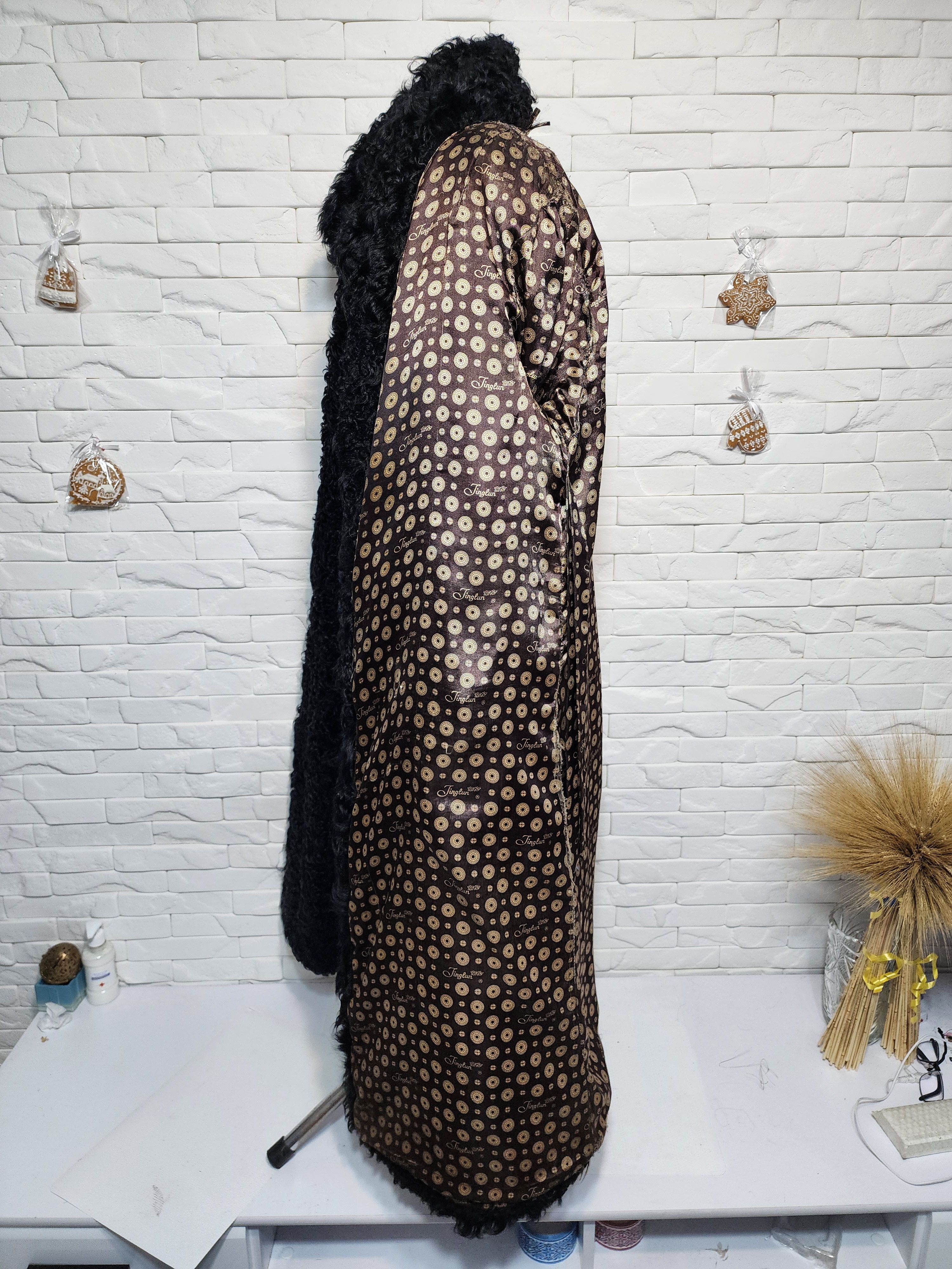 Furla Black Long Goat Fur Coat: Women's Warm Outerwear Size XL / US 12-14 / IT 48-50 - 9 Thumbnail