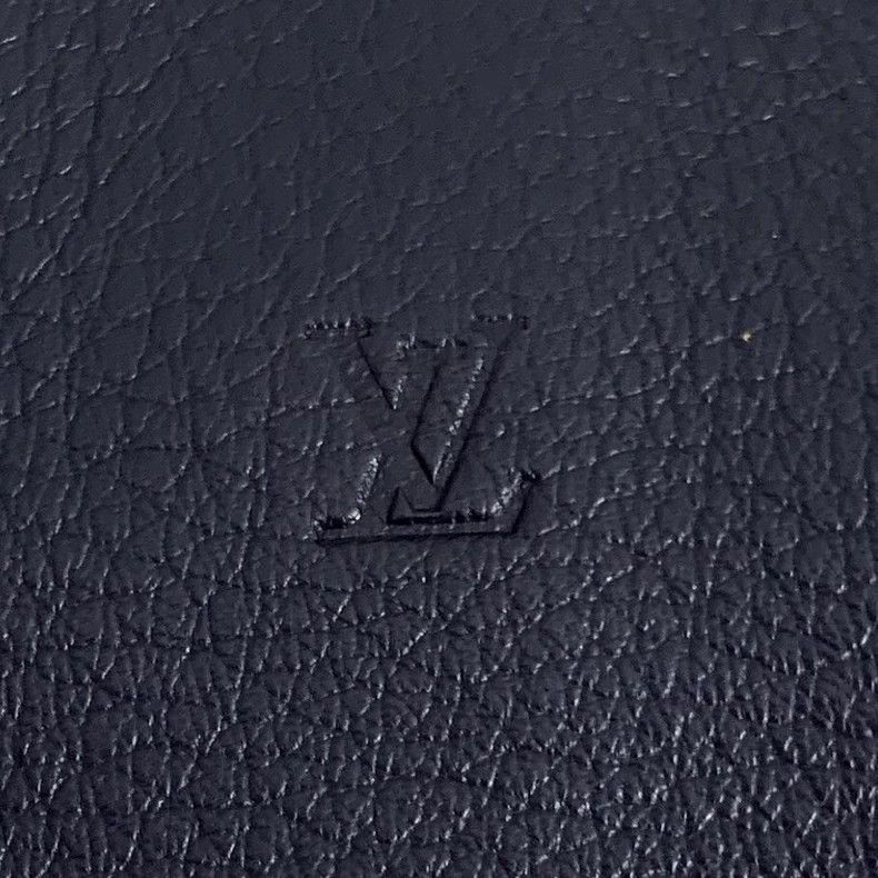 Louis Vuitton Louis Vuitton Color-block logo embossed cotton stand-up co Size US S / EU 44-46 / 1 - 5 Thumbnail