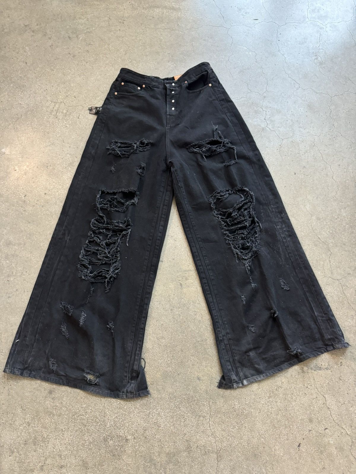 Vetements Vestments Distressed Baggy Denim Size US 32 / EU 48 - 2 Thumbnail