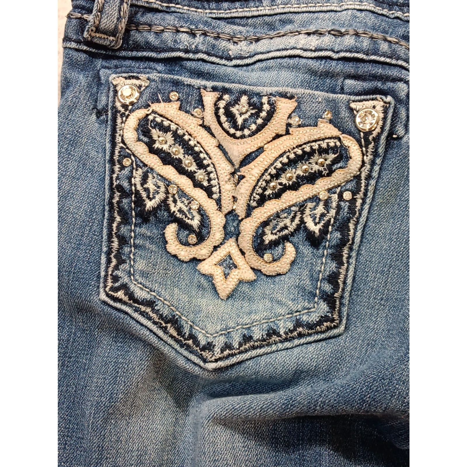 Miss Me Miss Me Jeans Women's Bootcut Denim 28x31 Blue Distressed Low Rise Embroidered Rhinestone Studded 5-Pocket JW5367B3 Womens Jeans Size 28" / US 6 / IT 42 - 7 Thumbnail
