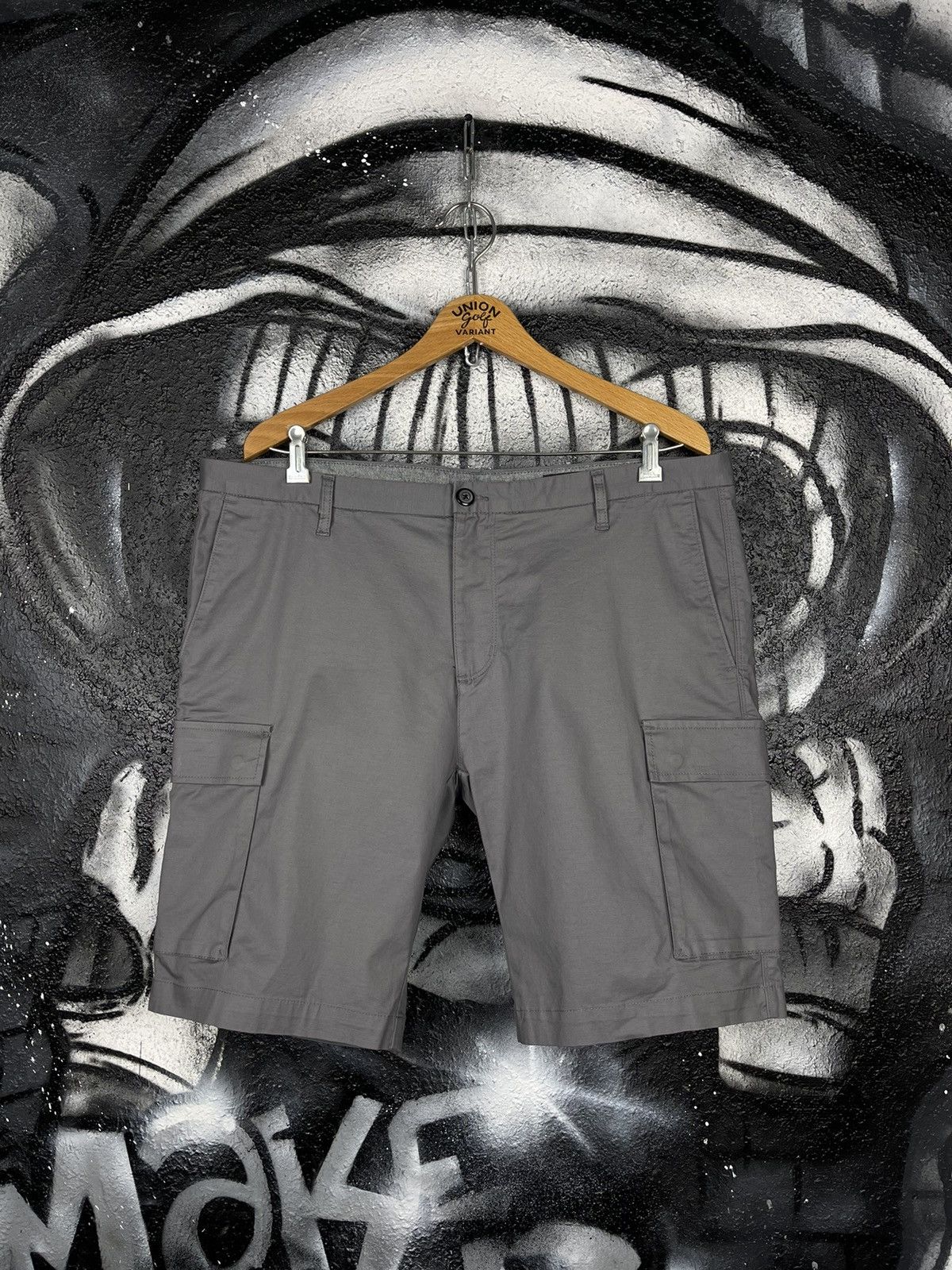 DKNY DKNY Bermuda Cargo Shorts Men’s Size XL Size US 36 / EU 52 - 2 Thumbnail