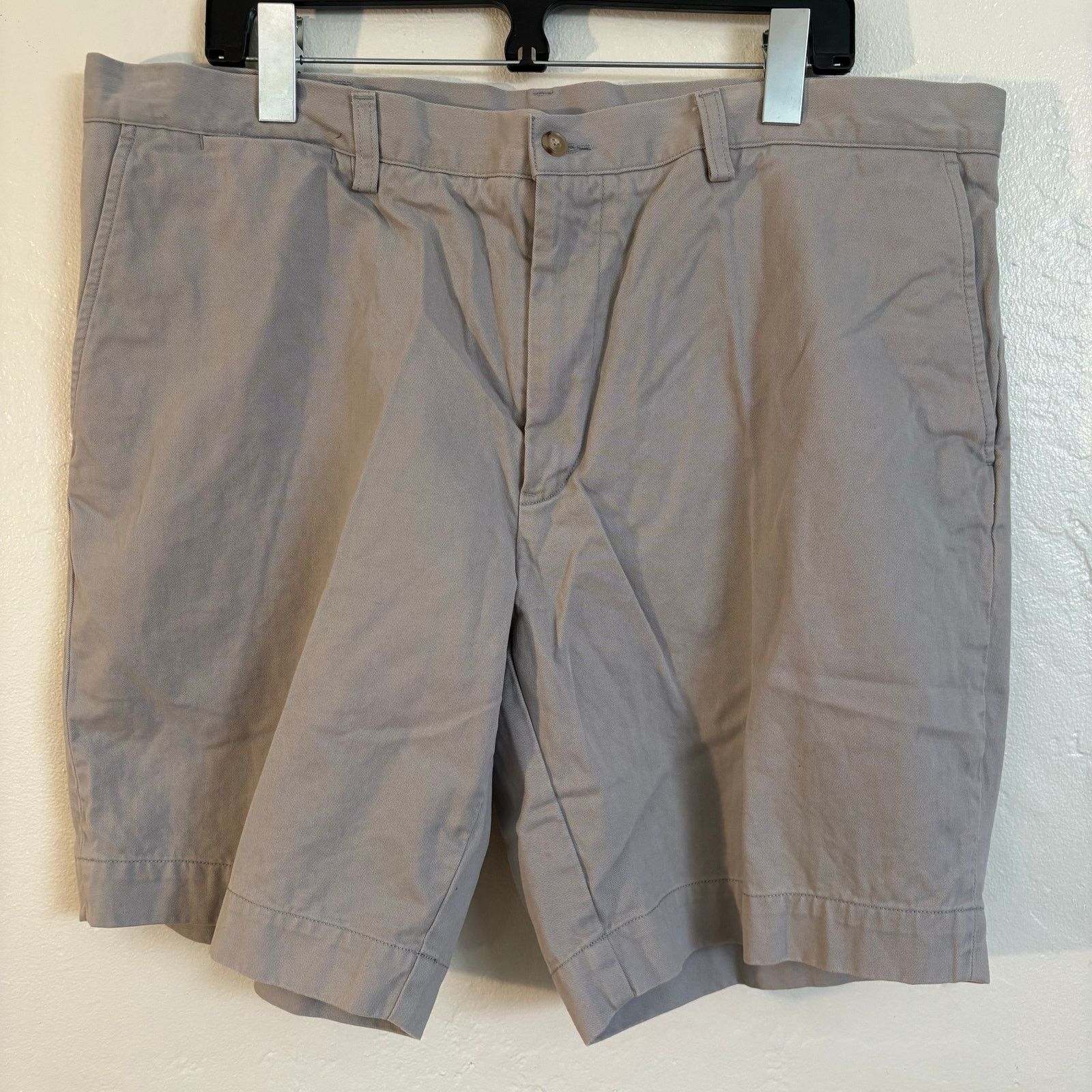 Polo Ralph Lauren Polo Ralph Lauren Light Gray Chino Shorts Size US 40 / EU 56 - 1 Thumbnail