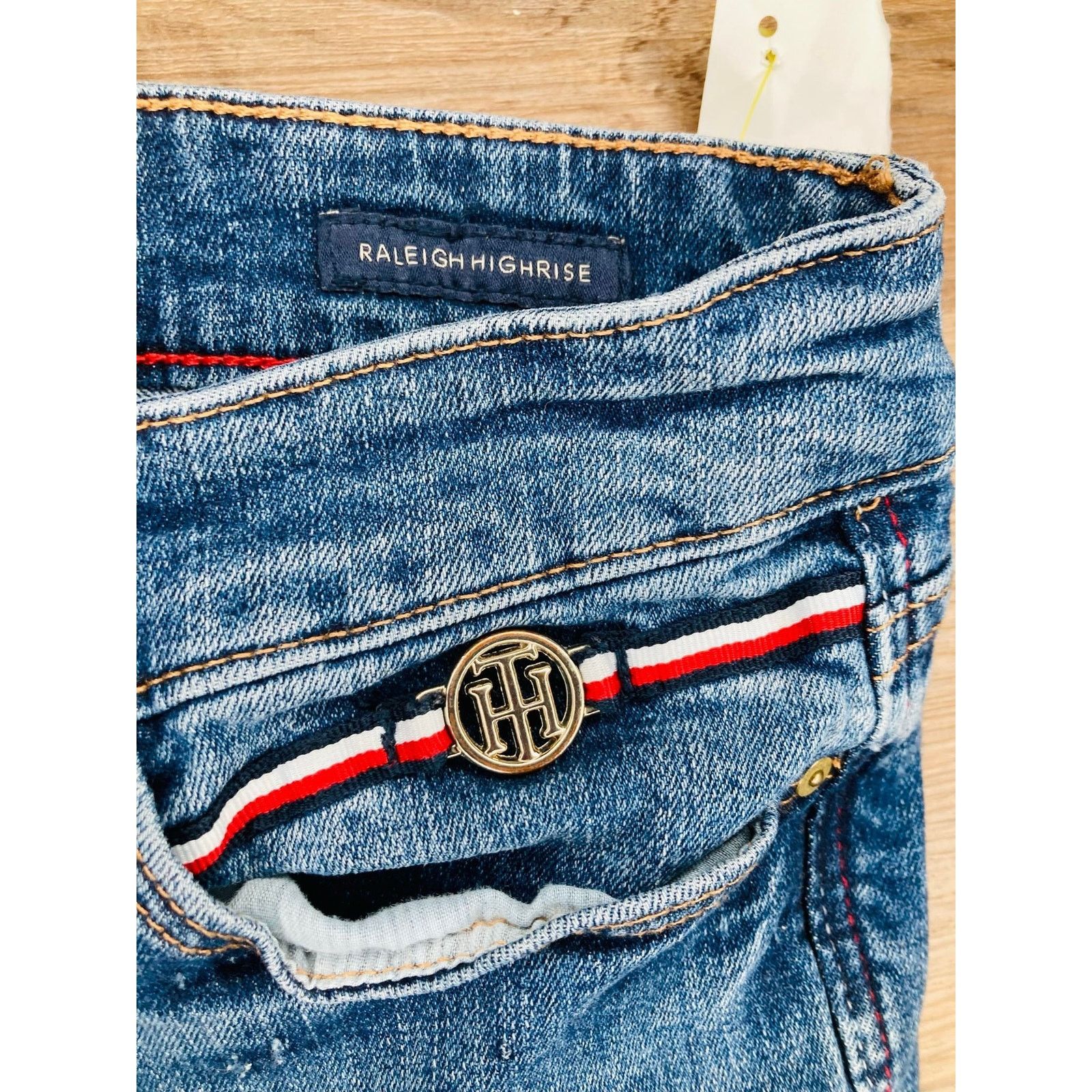 Tommy Hilfiger 6P Tommy Hilfiger Size 28" / US 6 / IT 42 - 2 Thumbnail