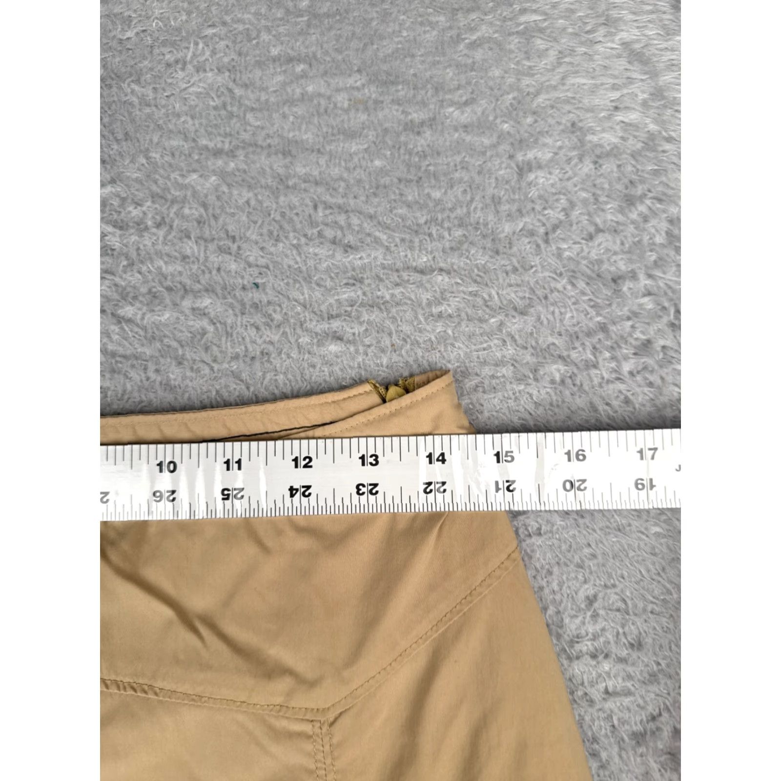 Patagonia Patagonia Beig e Skort Women 6 Nylon Shell Hiking Activewear Casual 28x17.5 Pocket Adjustable? Size 28" / US 6 / IT 42 - 7 Thumbnail