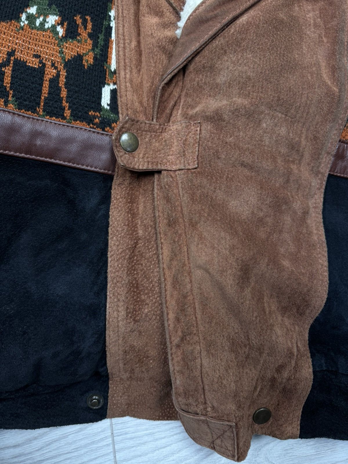 Vintage Vintage Suede Navajo Aztec Shearling Leather Jacket Bomber Size US L / EU 52-54 / 3 - 6 Thumbnail