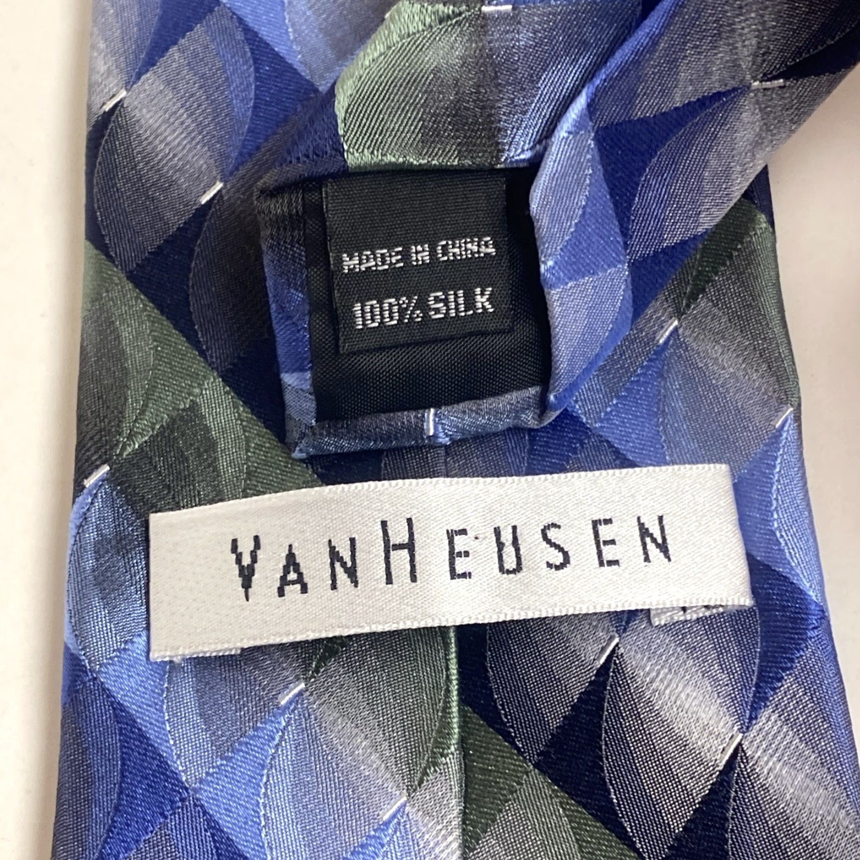 Van Heusen VINTAGE no, wait — (error). Size ONE SIZE - 4 Thumbnail
