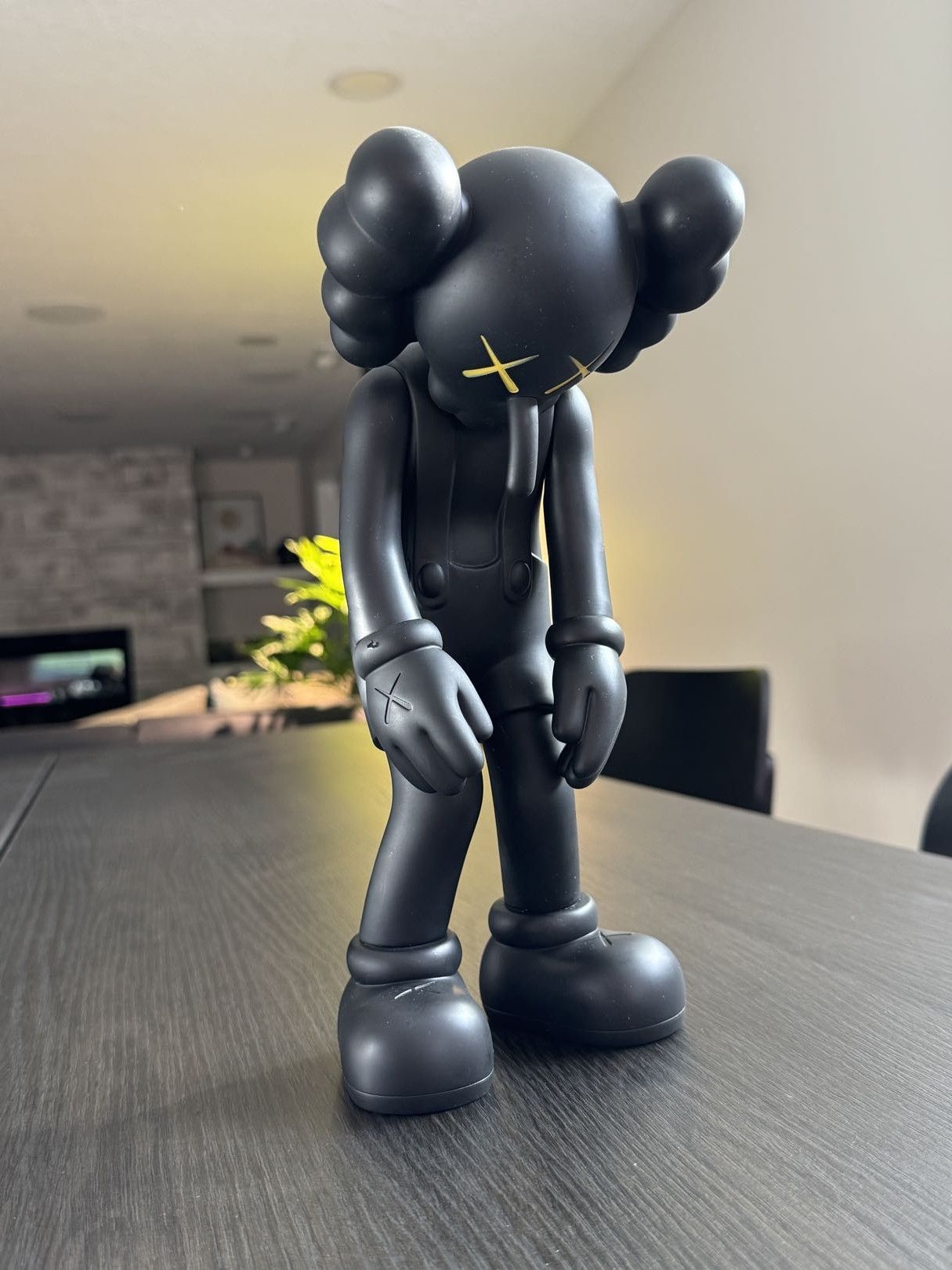 Kaws KAWS 'Small Lie' Vinyl Figure Size ONE SIZE - 2 Thumbnail