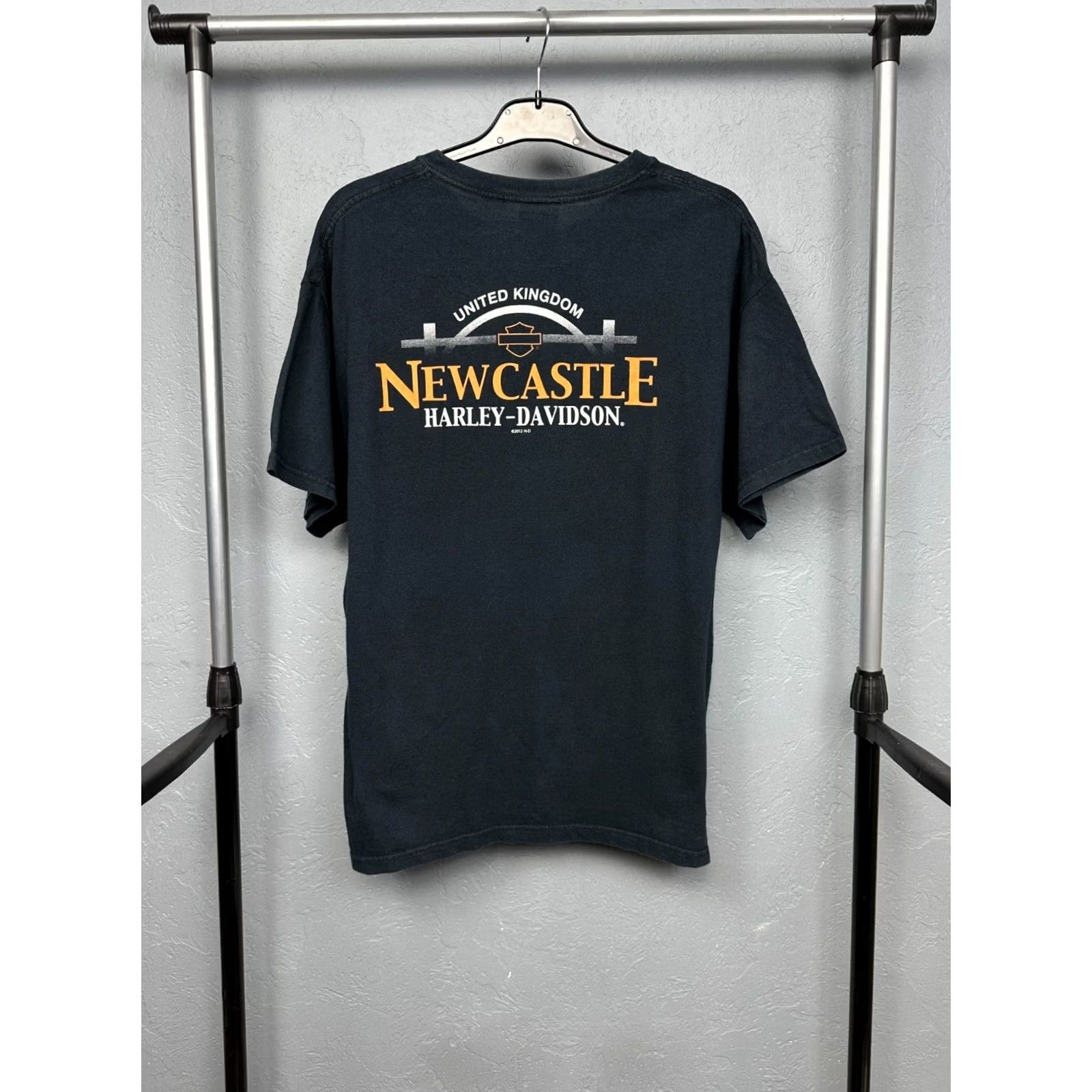 Harley Davidson Harley-Davidson Newcastle 2011 Big Logo Mens T-Shirt Tee Size L Black Cotton Short Sleeve Crew Neck Graphic Print Logo Mens Size US L / EU 52-54 / 3 - 7 Thumbnail
