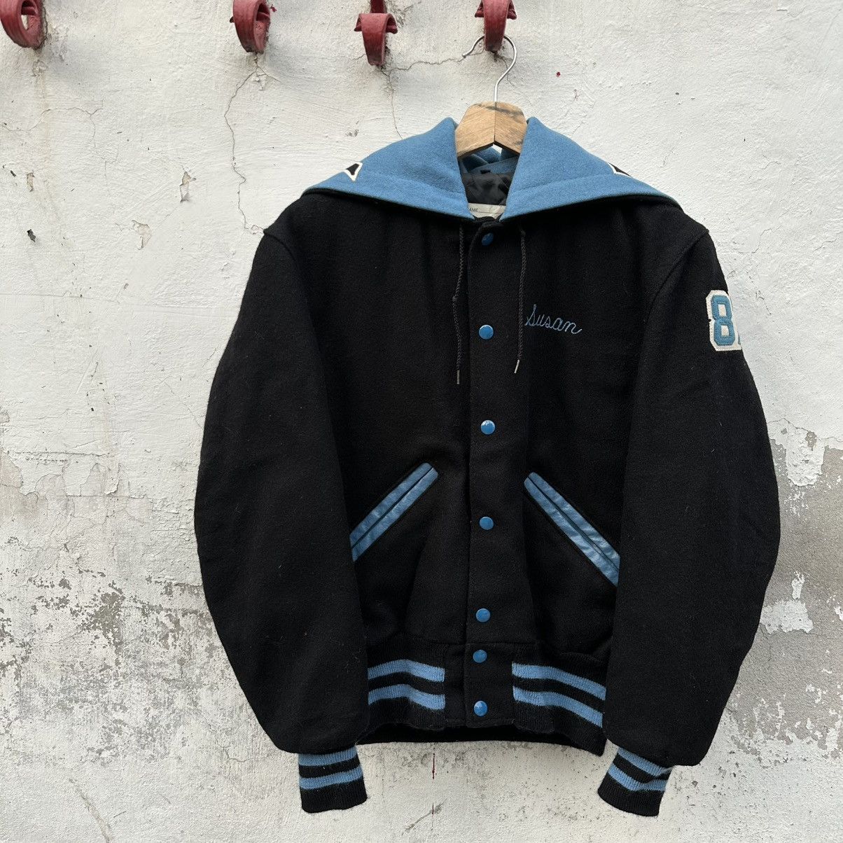 Vintage Vintage Varsity Wool Jacket 80s Size US L / EU 52-54 / 3 - 1 Thumbnail