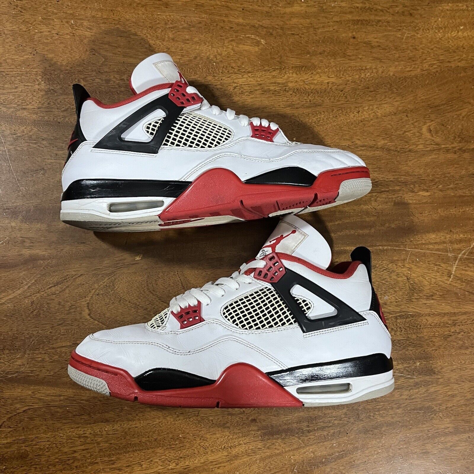 Jordan Brand Size 12 - Jordan 4 Retro OG Mid Fire Red Size US 12 / EU 45 - 2 Thumbnail