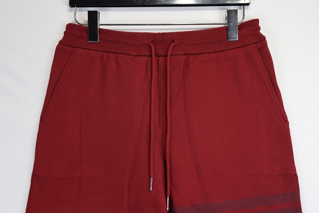 Thom Browne o1rshd1 Shorts in Red Size US 32 / EU 48 - 2 Thumbnail