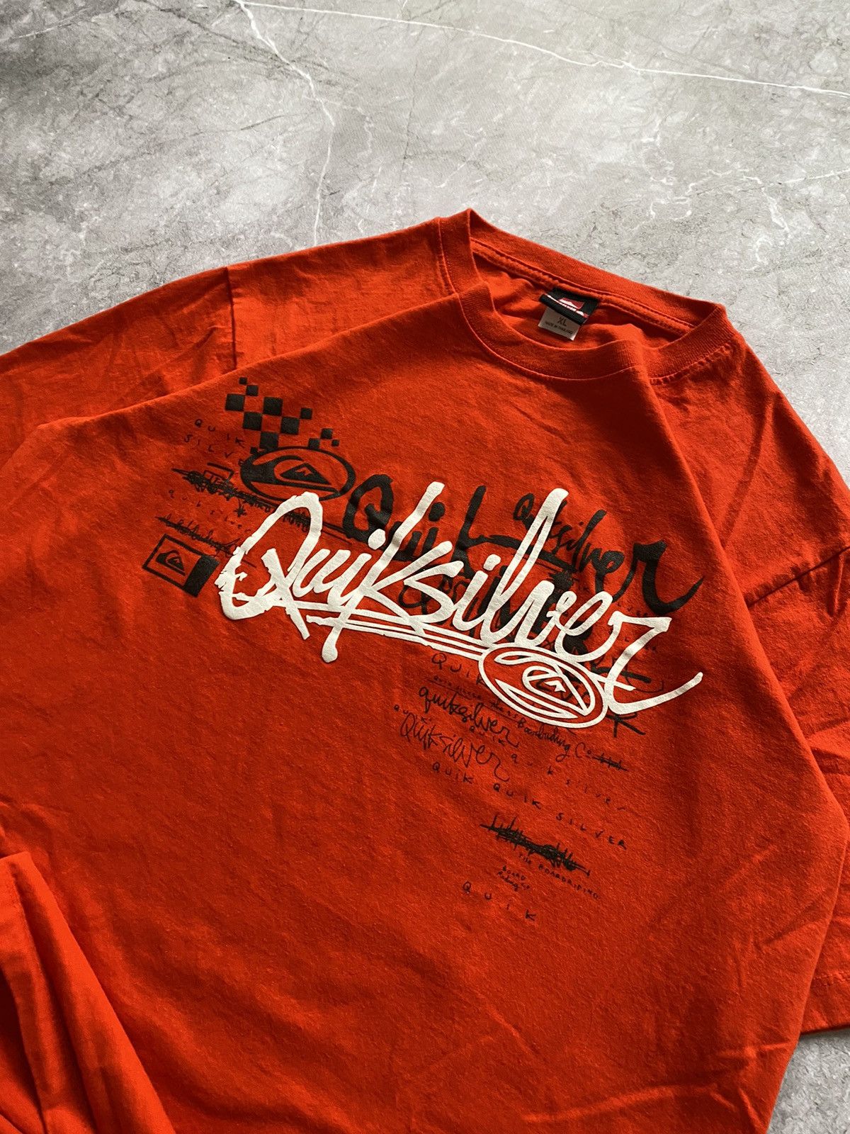 Quicksilver × Quiksilver × Vintage Rare 90s Quiksilver Big Logo Surf Style Y2K Orange T shirt Size US XL / EU 56 / 4 - 3 Thumbnail