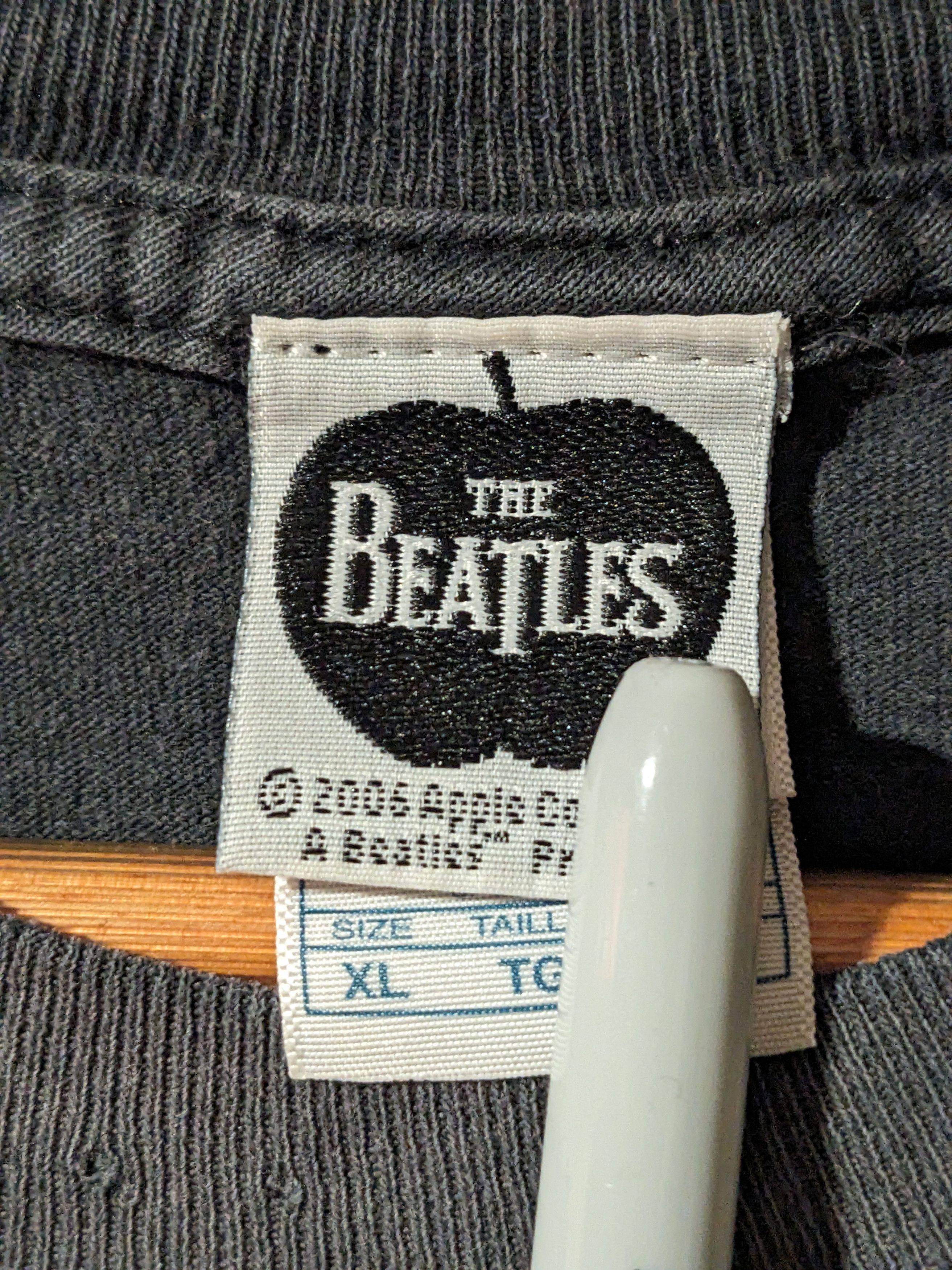 Band Tees × Vintage Vintage 2006 The Beatles Rubber Soul Album X-Large T-Shirt Size US XL / EU 56 / 4 - 4 Thumbnail