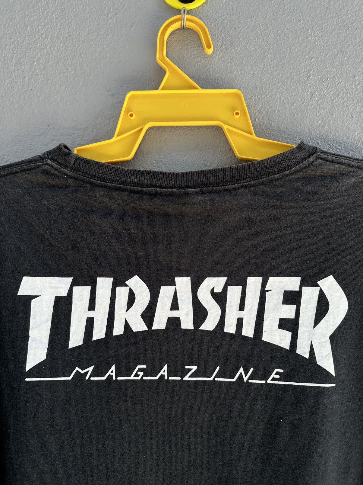 Girl Skateboards Thrashed Vintage Thrasher Megazine Skateboard Sun Faded Tee Size US L / EU 52-54 / 3 - 3 Thumbnail