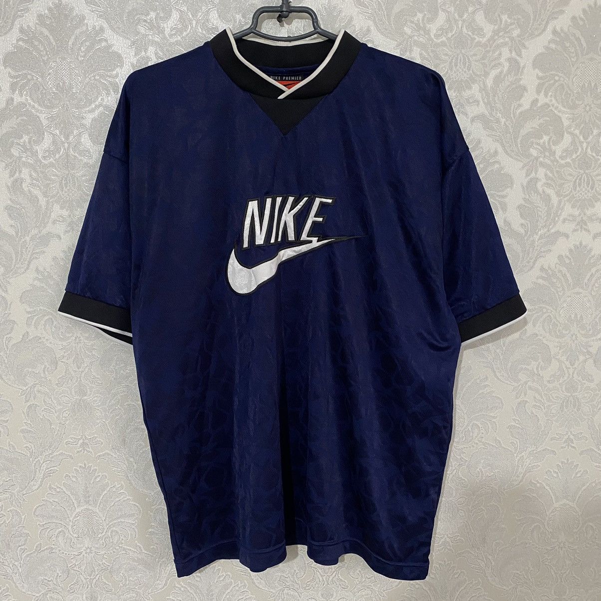 Other Vintage Nike Baggy Swoosh T-Shirt Drill Jersey Big Logo Y2K Size US XL / EU 56 / 4 - 1 Thumbnail