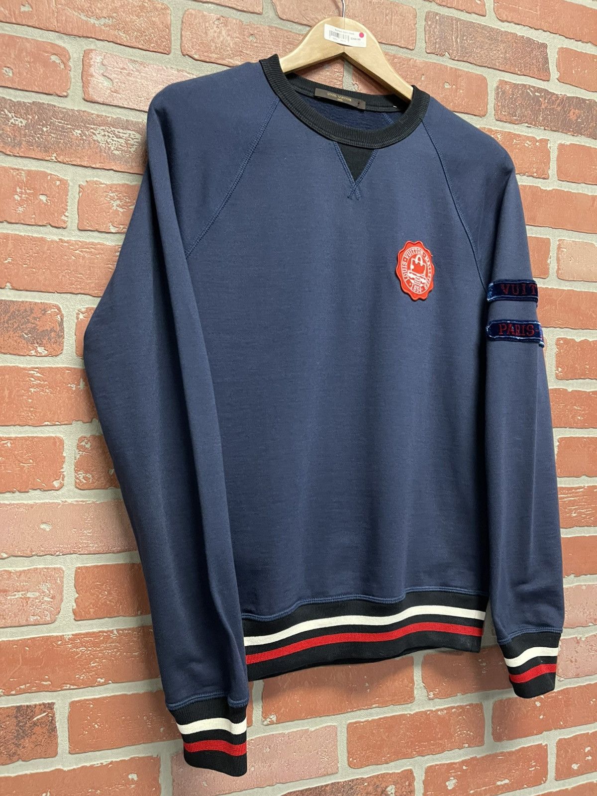 Louis Vuitton Size M - Louis Vuitton Malletier Crewneck Blue Size US M / EU 48-50 / 2 - 2 Thumbnail