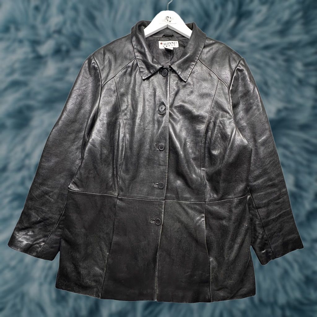 Alfani VINTAGE Alfani Leather Coat Women 2X Black Pockets Coat Overcoat Lamb Leather Women Size XXL / US 16-18 / IT 52-54 - 1 Thumbnail