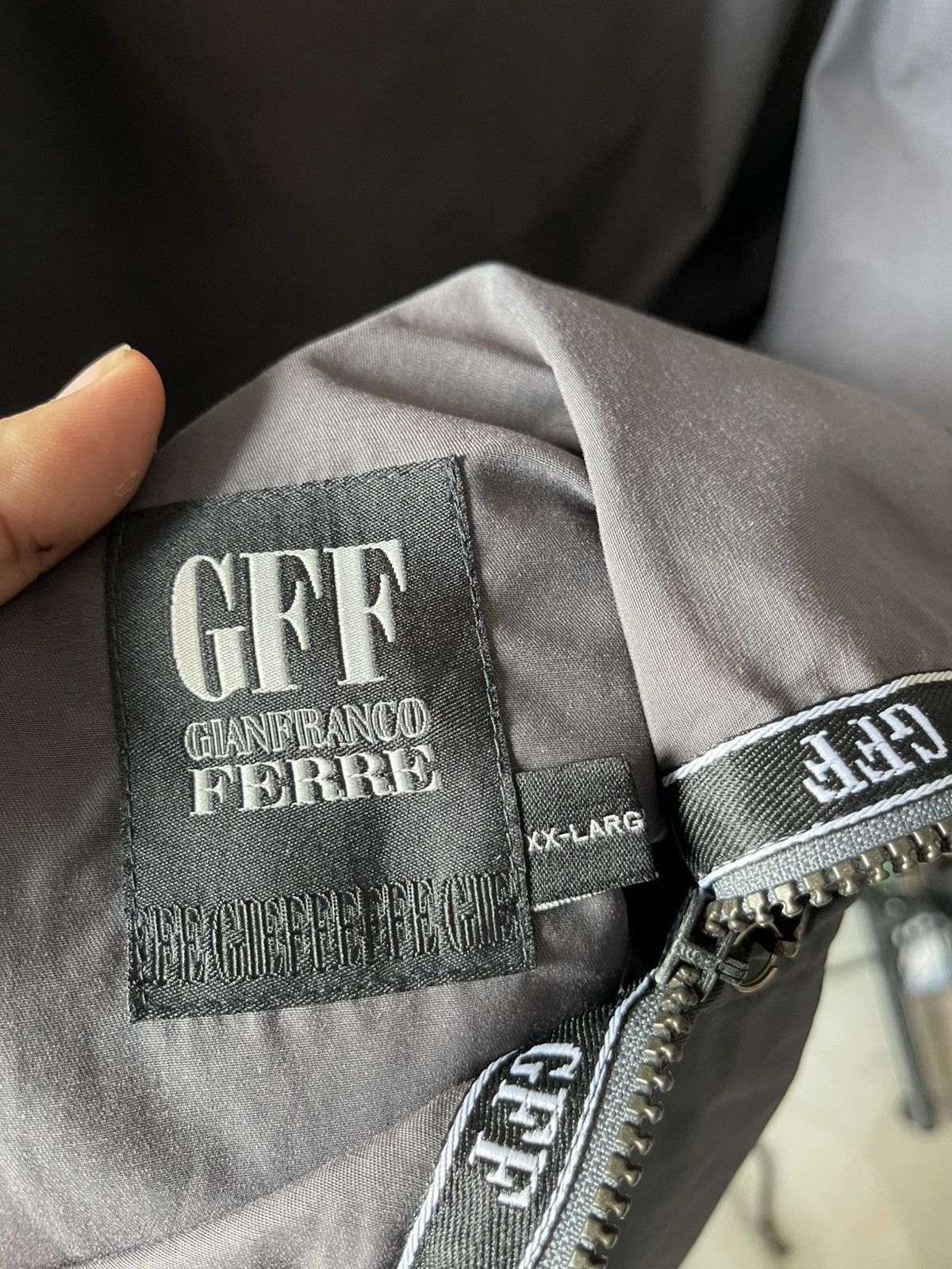 Gianfranco Ferre 90s Gianfranco Ferre Zipper Jacket 10 Size US XL / EU 56 / 4 - 8 Thumbnail