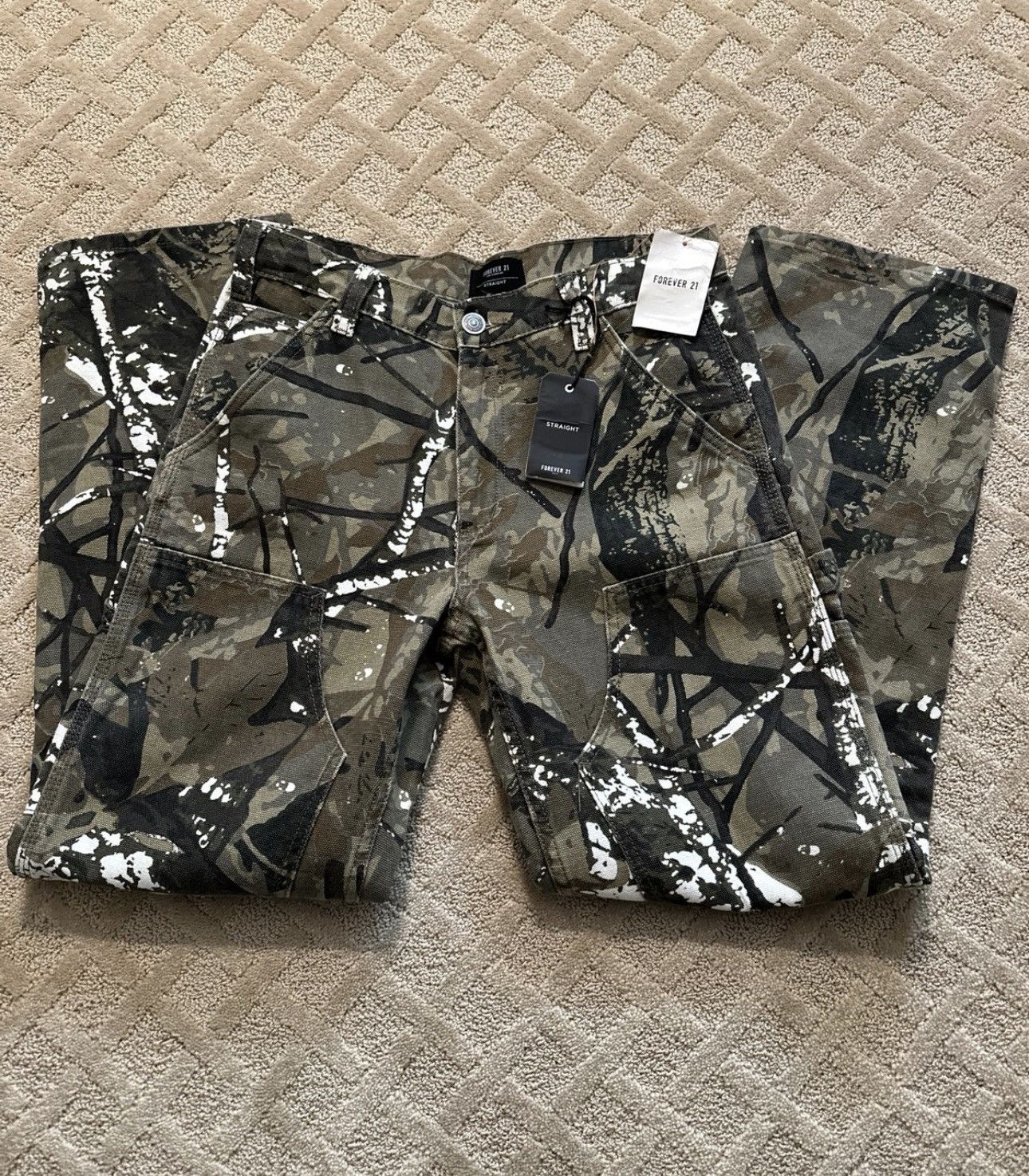 Forever 21 Forever 21 Mens Camoflauge Carpenter Jeans Size US 29 - 4 Thumbnail