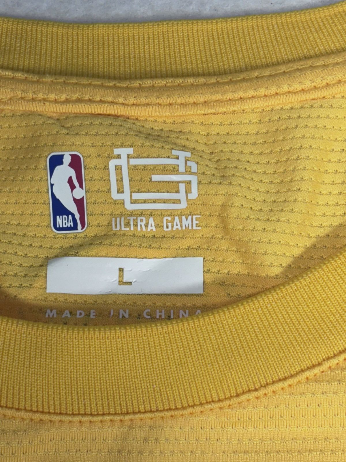 Other NBA Los Angeles Lakers Mesh Tank Top Yellow Size L NWT Y2K Size US L / EU 52-54 / 3 - 4 Thumbnail