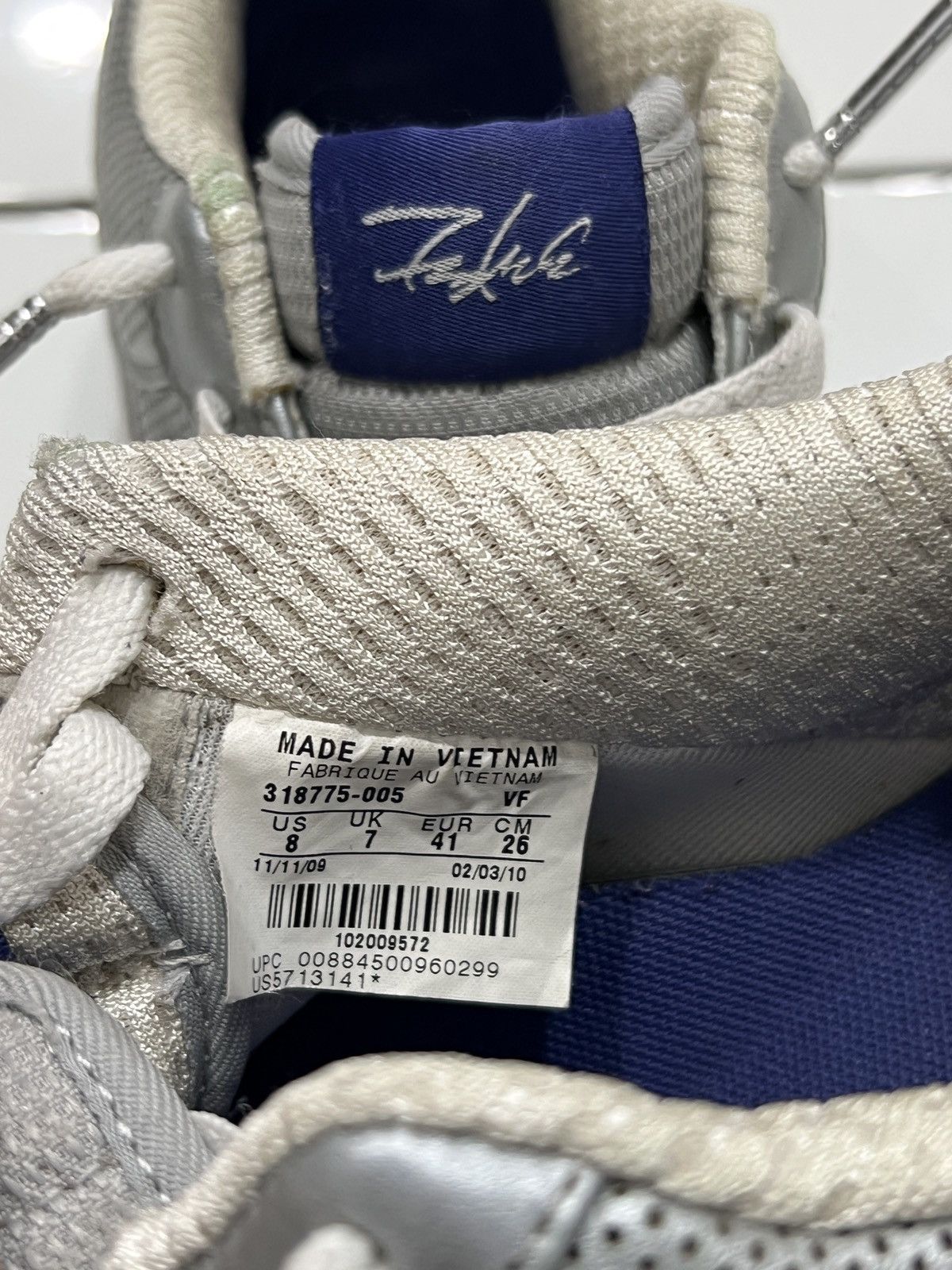 Nike Nike Air Force 1 Low Futura Be True 2010 Silver 318775-005 Size US 8 / EU 41 - 7 Thumbnail