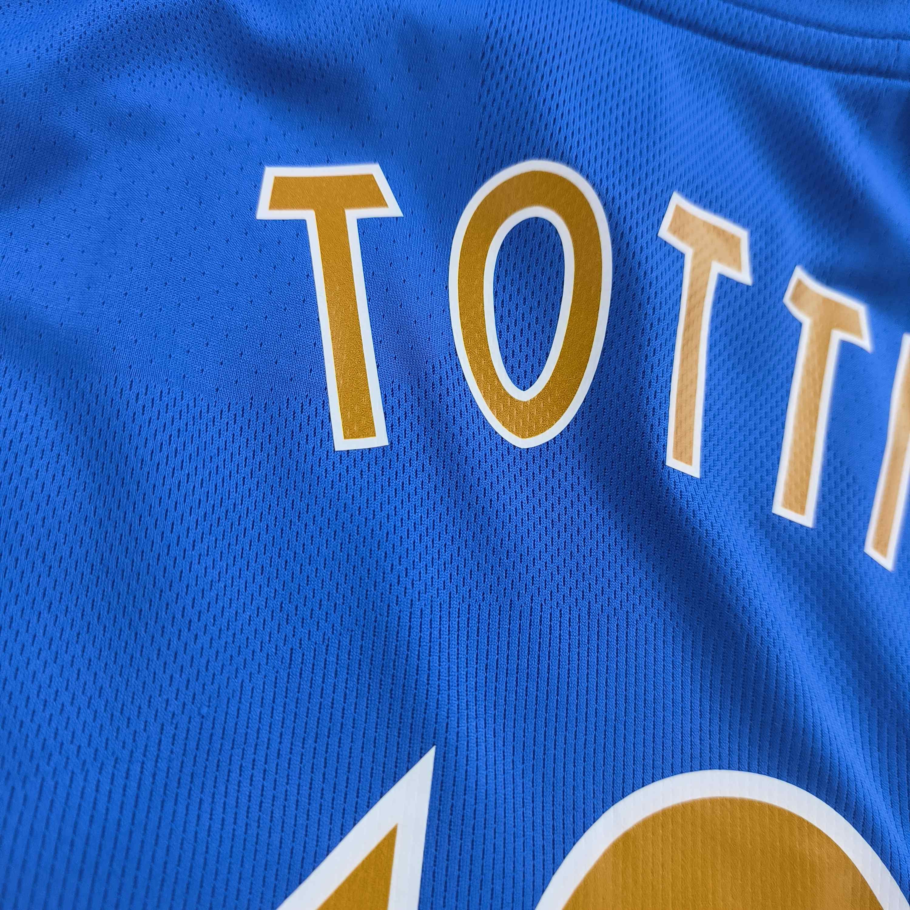 Puma Italy 2003-04 Puma home Francesco Totti football jersey sz S Size US S / EU 44-46 / 1 - 9 Thumbnail